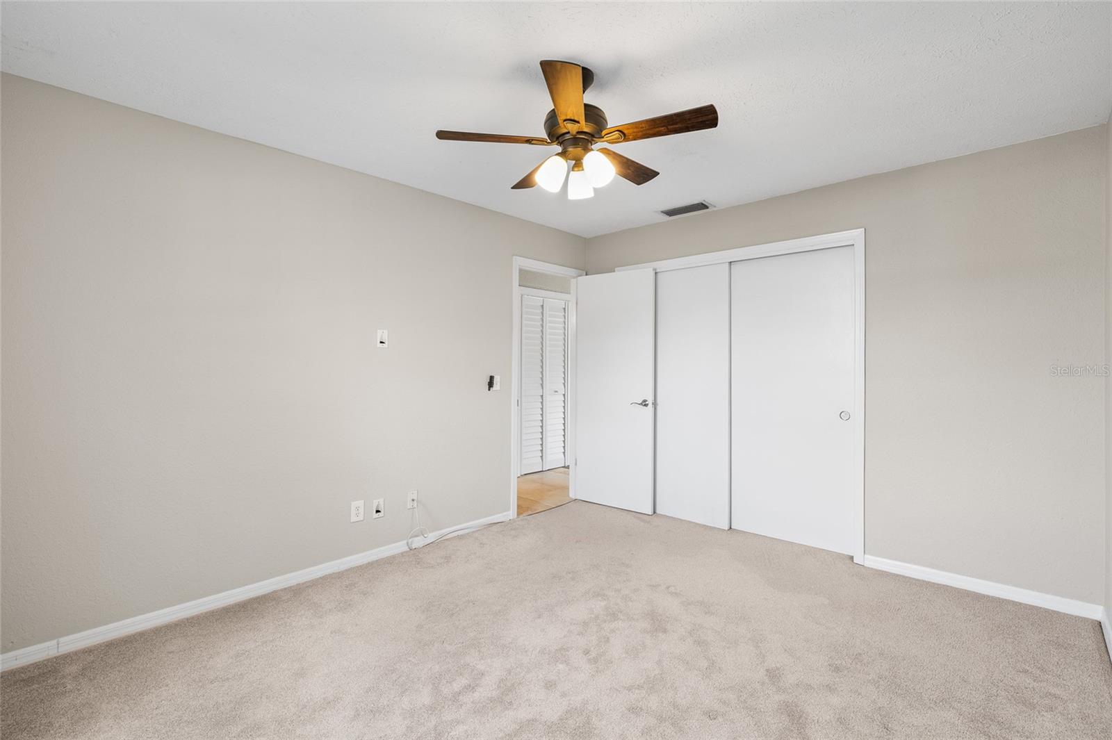 Image 13 of 28 For 13758 Orange Sunset Drive 202