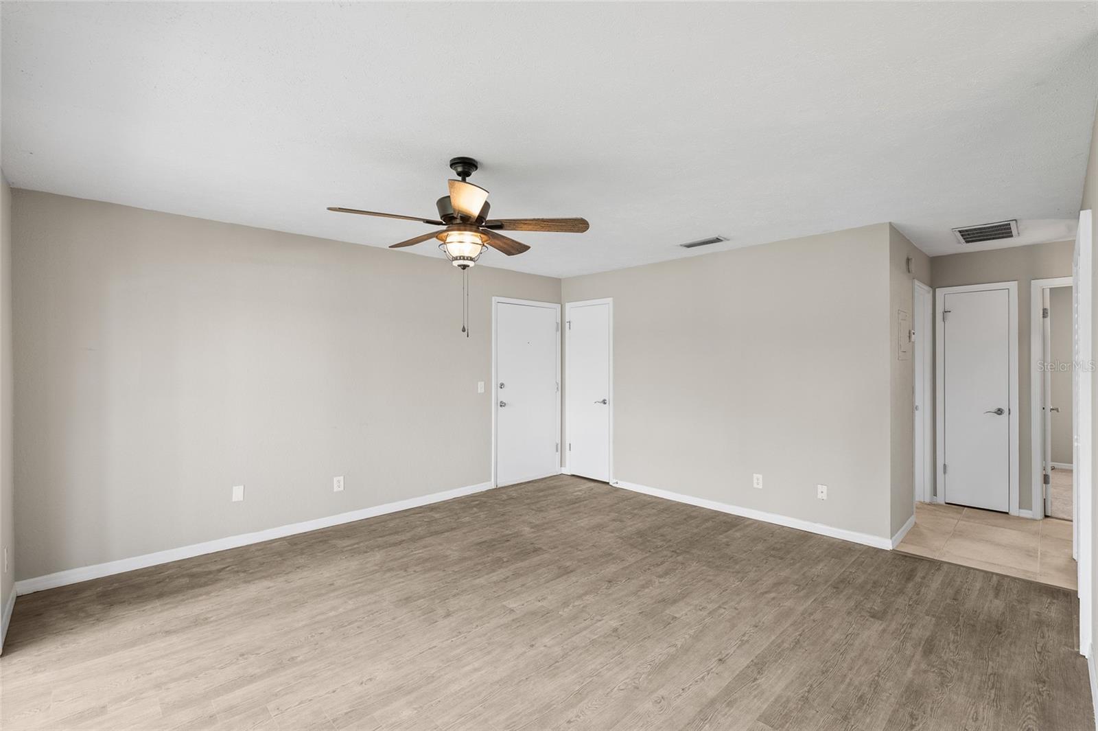 Image 5 of 28 For 13758 Orange Sunset Drive 202