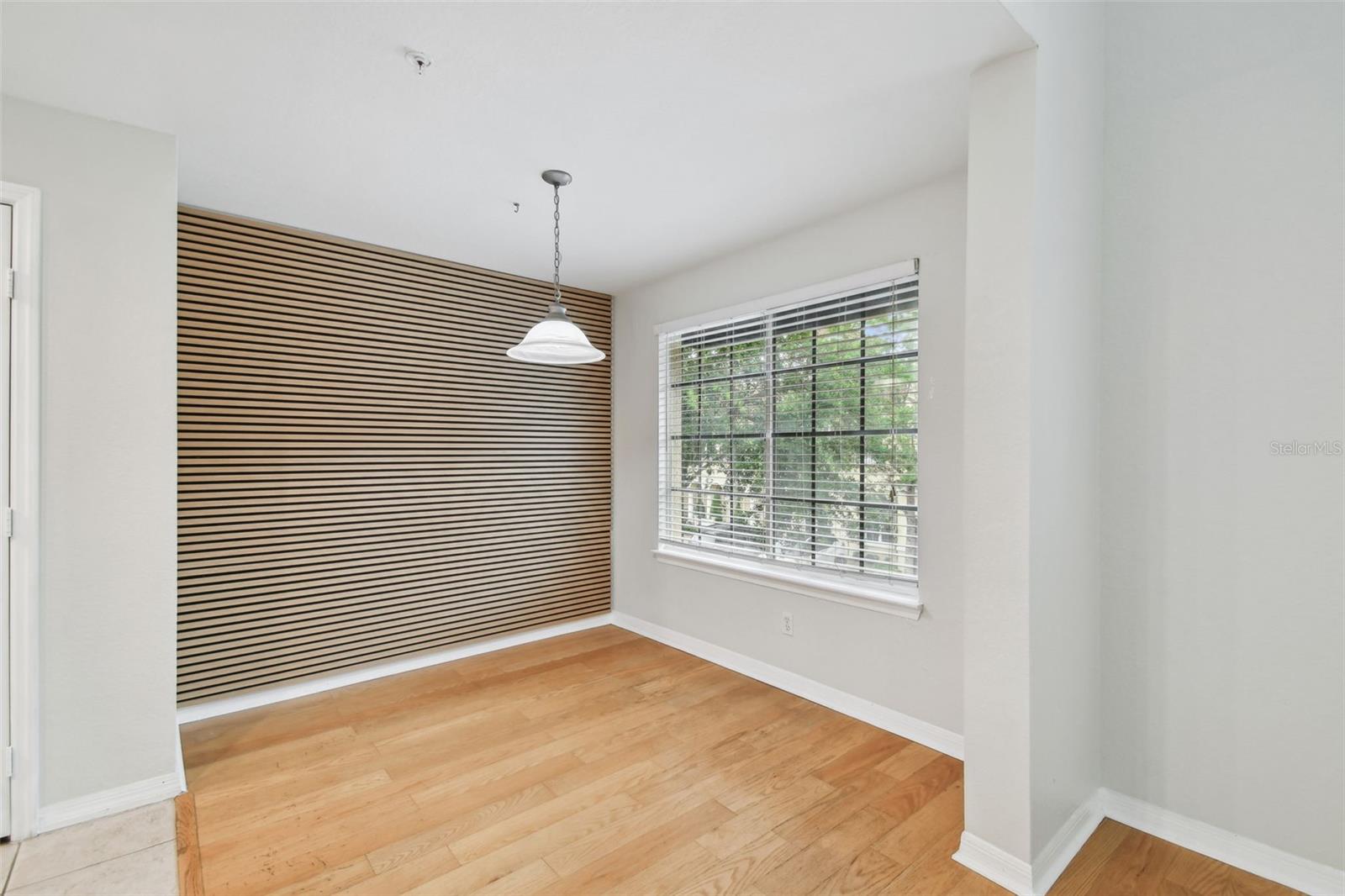 Image 16 of 69 For 119 Beach Haven Lane