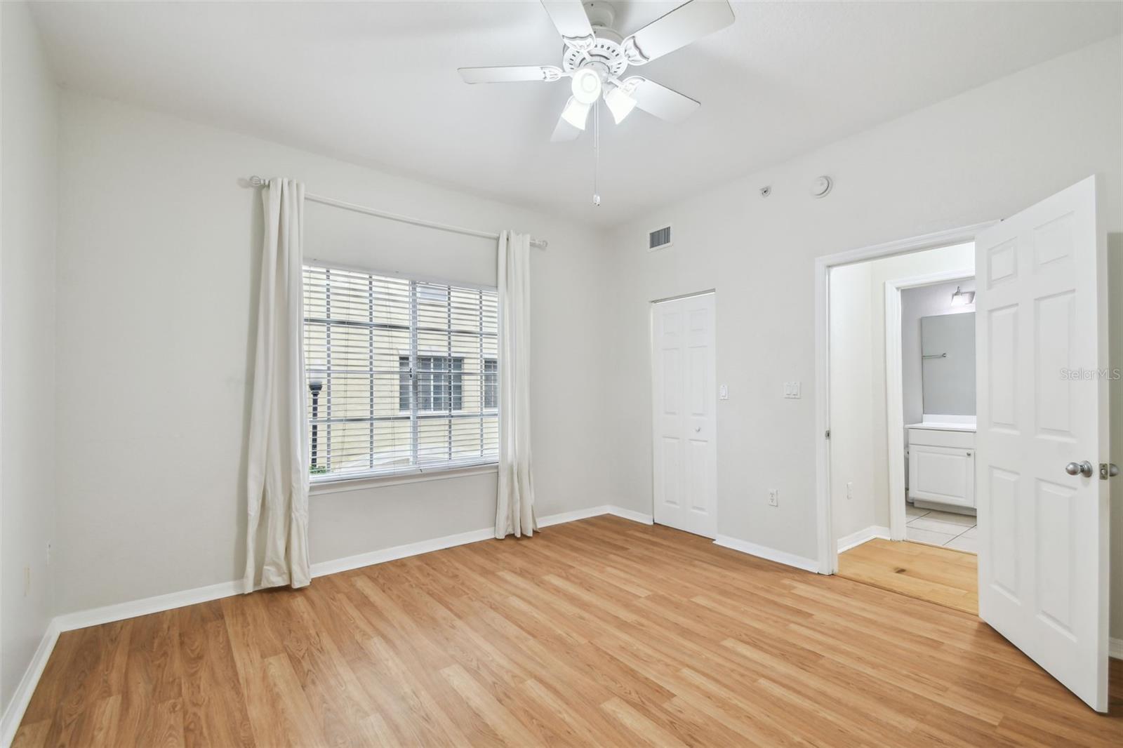 Image 32 of 69 For 119 Beach Haven Lane