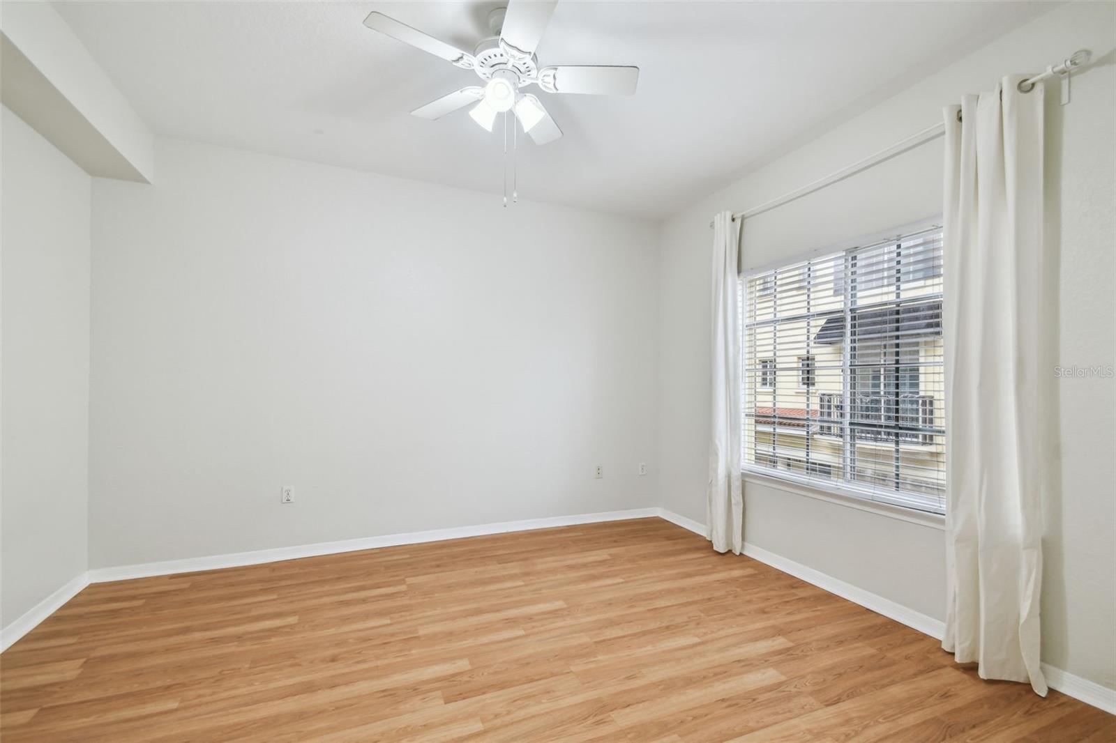 Image 33 of 69 For 119 Beach Haven Lane