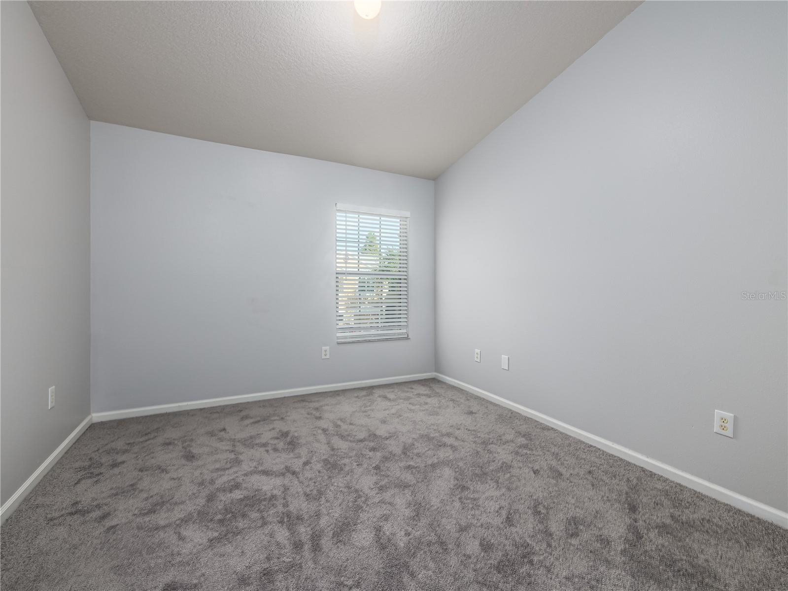 Image 16 of 23 For 26546 Castleview Way