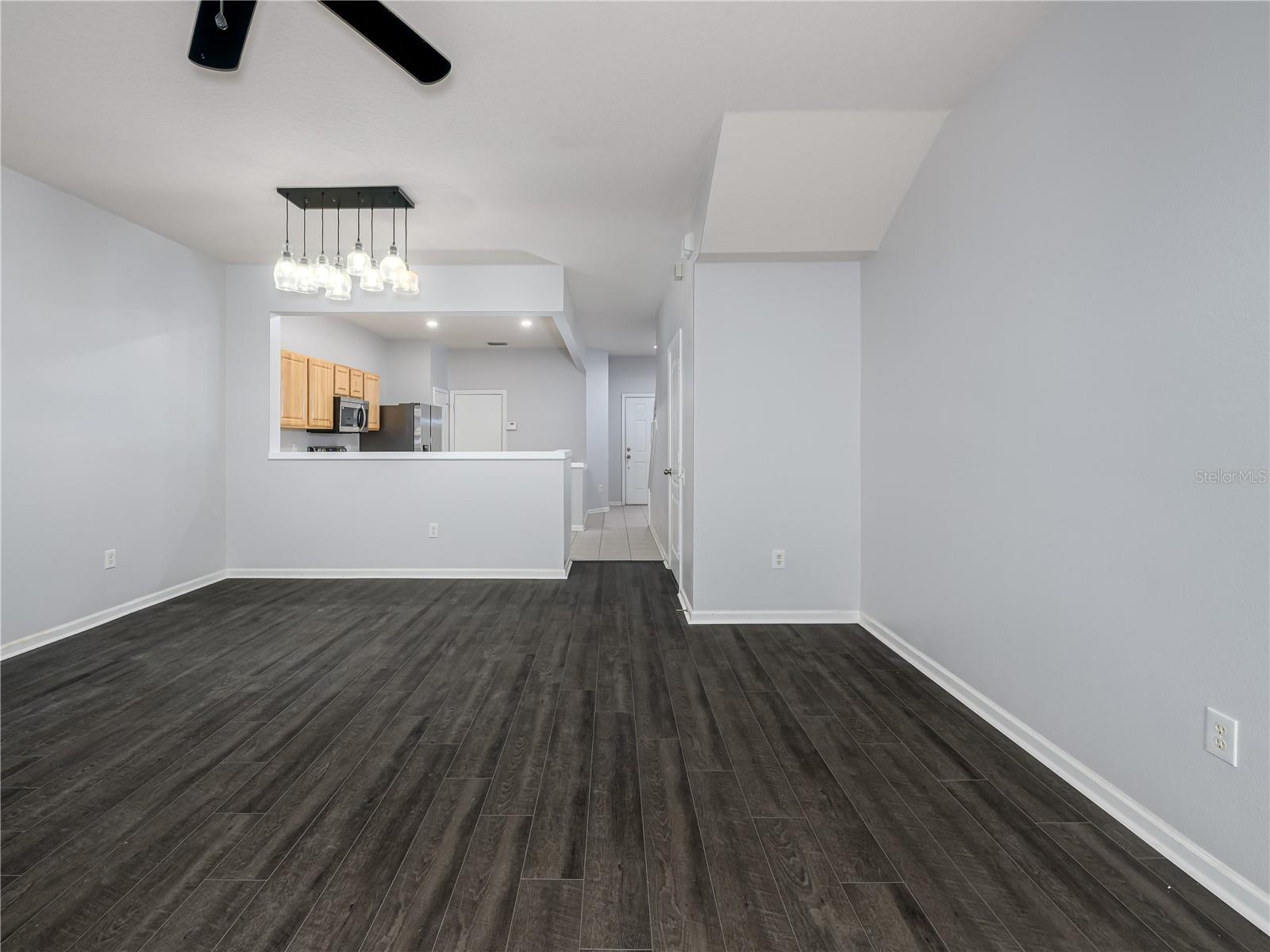 Image 8 of 23 For 26546 Castleview Way