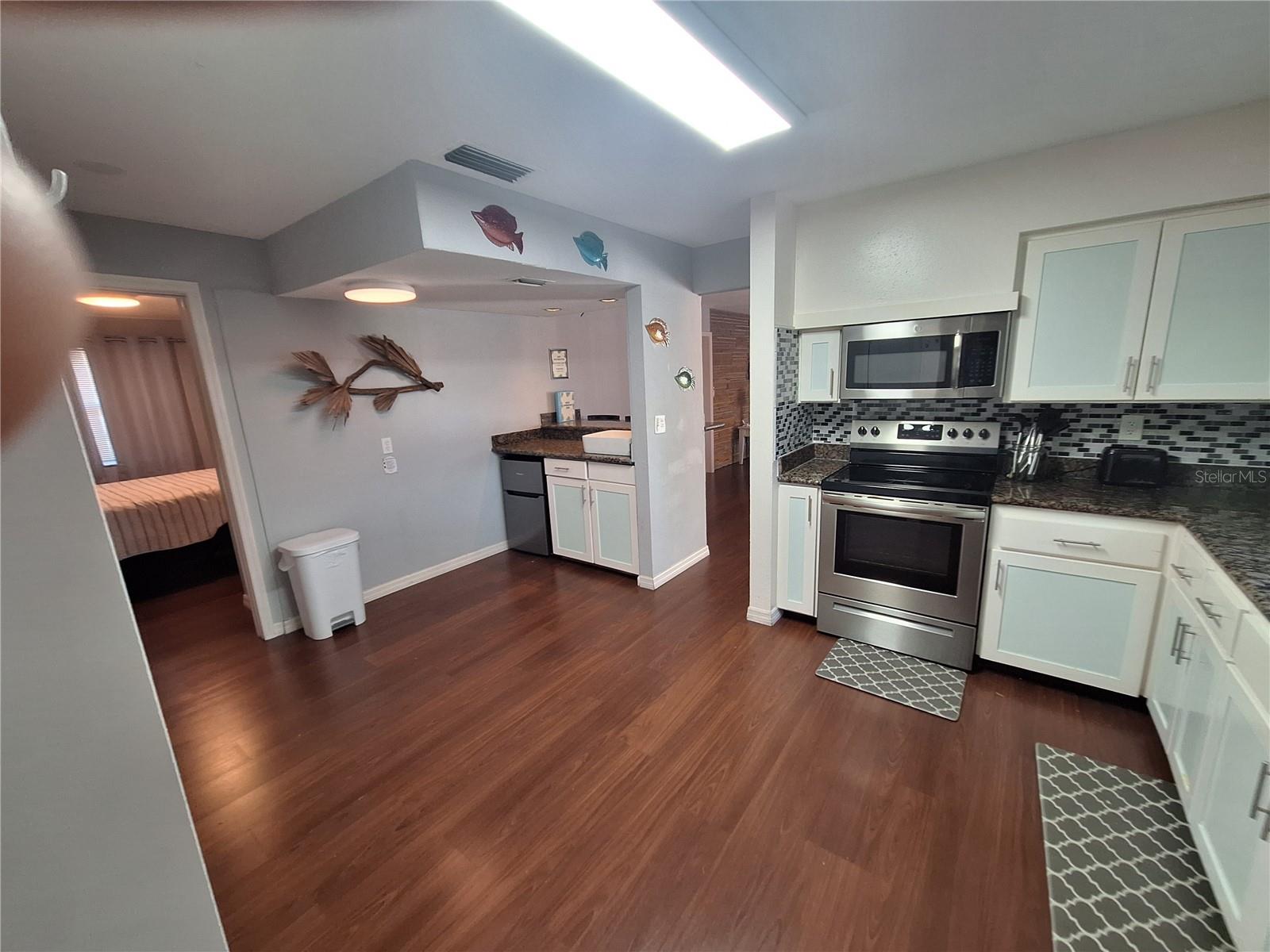 Image 11 of 45 For 505 Highland Avenue