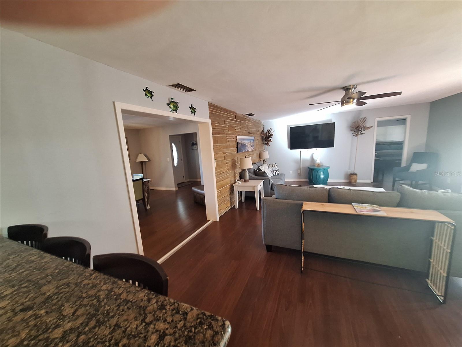 Image 12 of 45 For 505 Highland Avenue