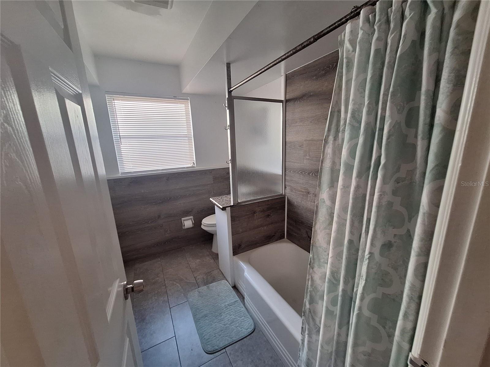 Image 22 of 45 For 505 Highland Avenue