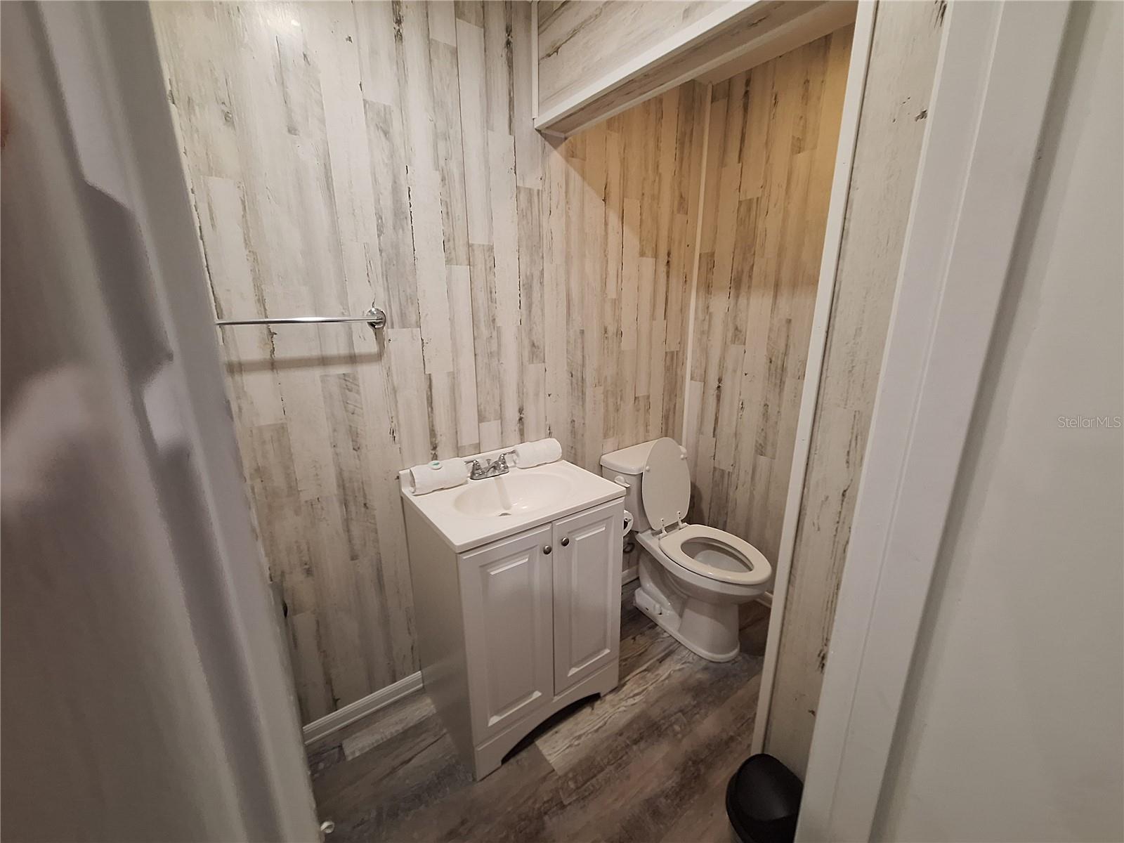 Image 35 of 45 For 505 Highland Avenue