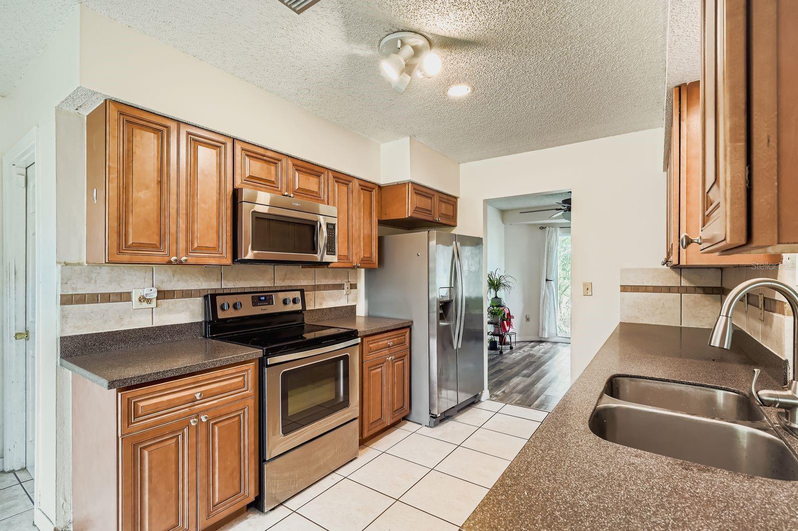 Image 12 of 31 For 7222 Meadowbrook Drive