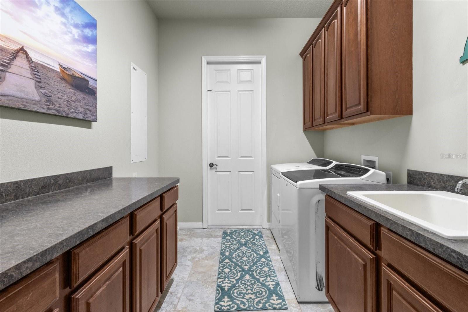 Image 31 of 46 For 2900 Lantana Drive