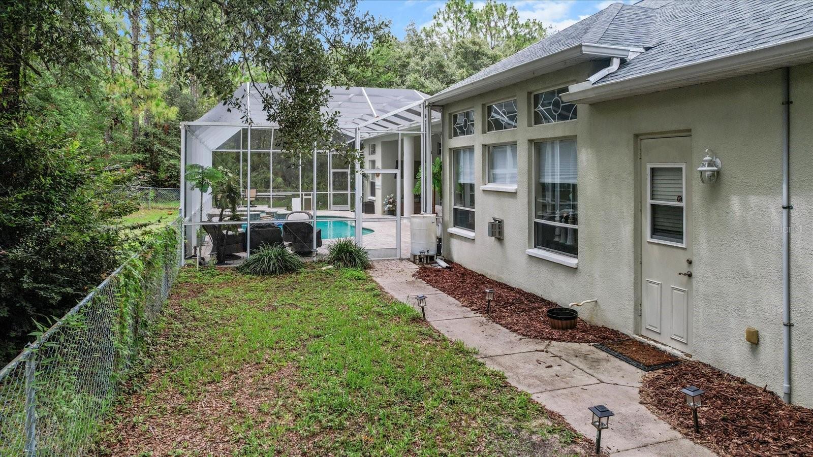 Image 39 of 46 For 2900 Lantana Drive