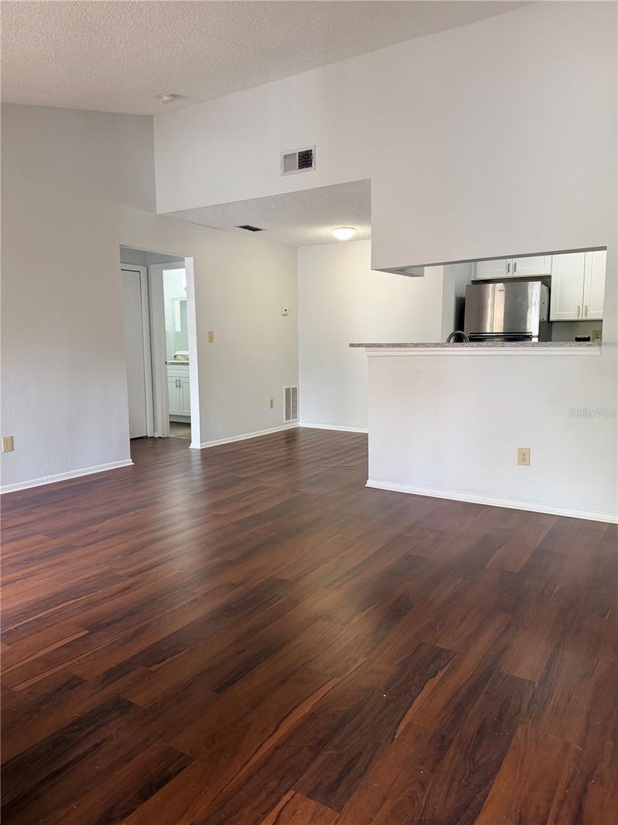 Image 4 of 18 For 8653 Fancy Finch Drive 204