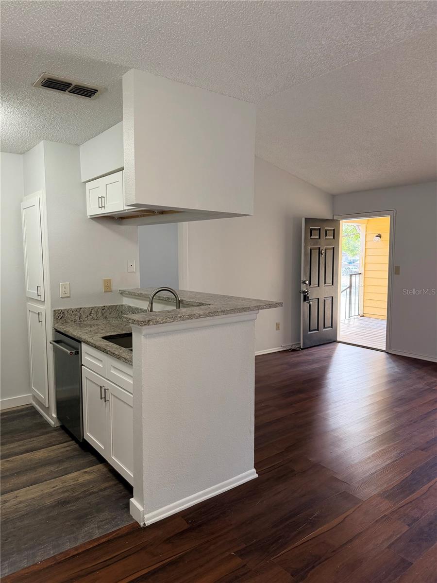 Image 6 of 18 For 8653 Fancy Finch Drive 204