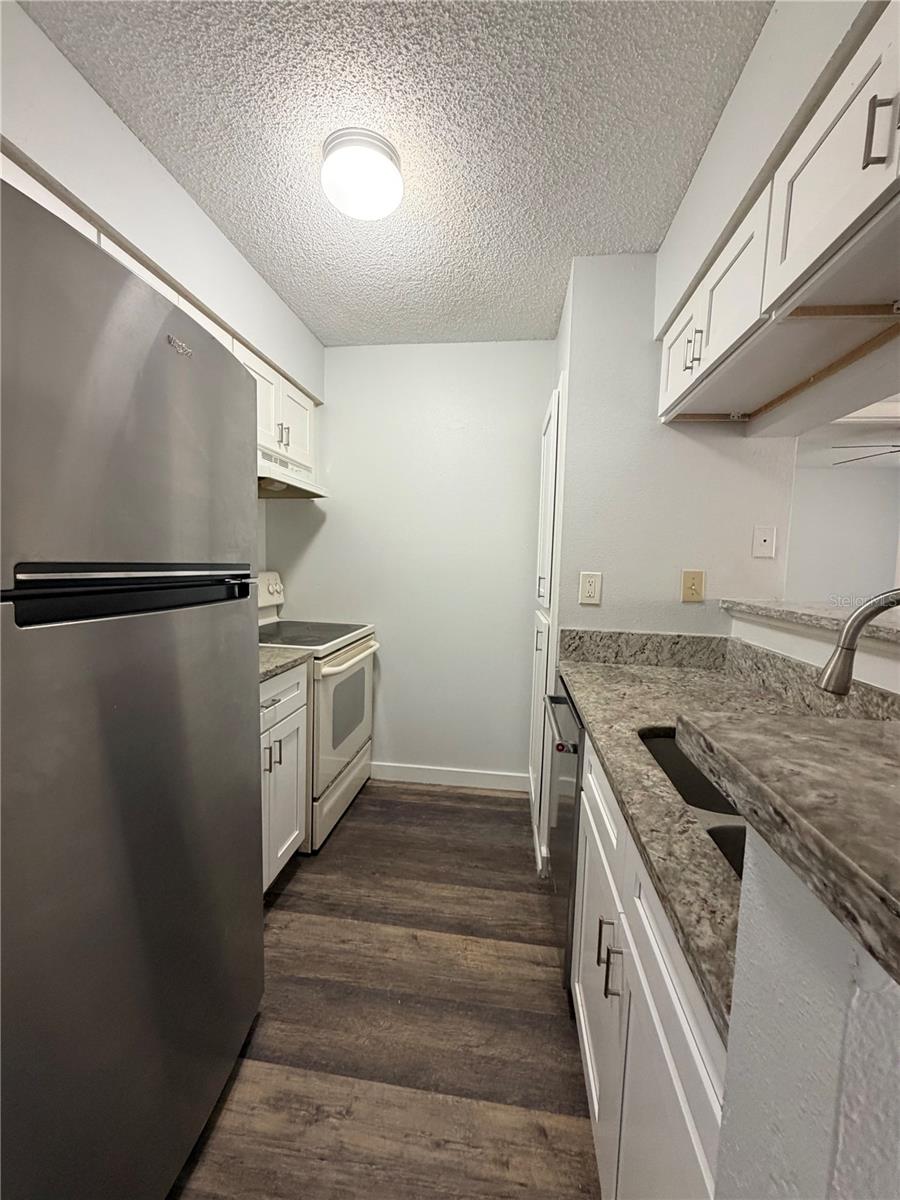 Image 7 of 18 For 8653 Fancy Finch Drive 204