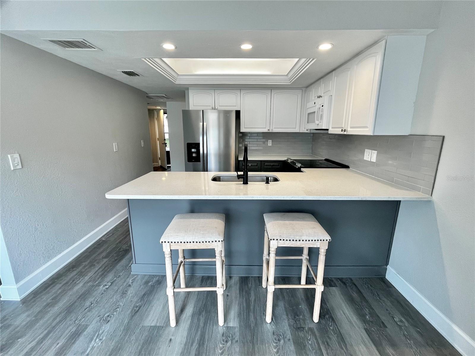 Image 11 of 56 For 6490 Cape Hatteras Way Ne 5