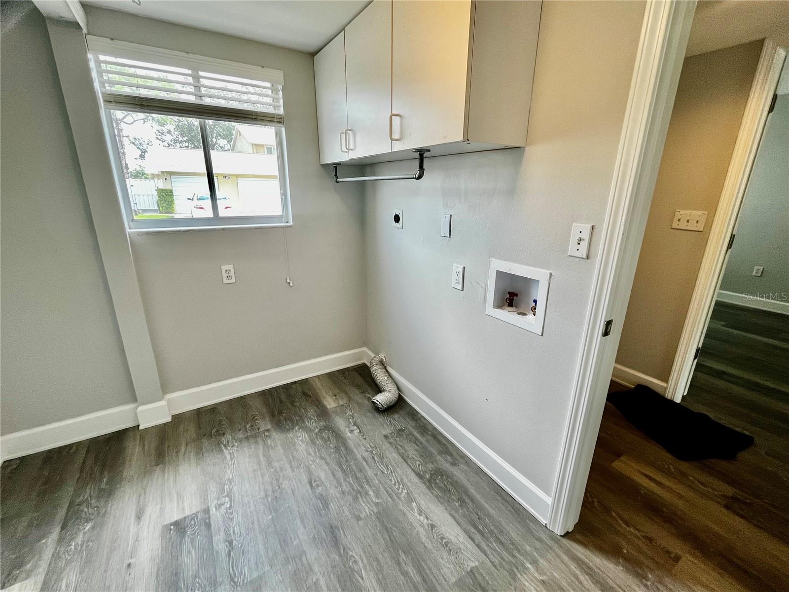 Image 22 of 56 For 6490 Cape Hatteras Way Ne 5