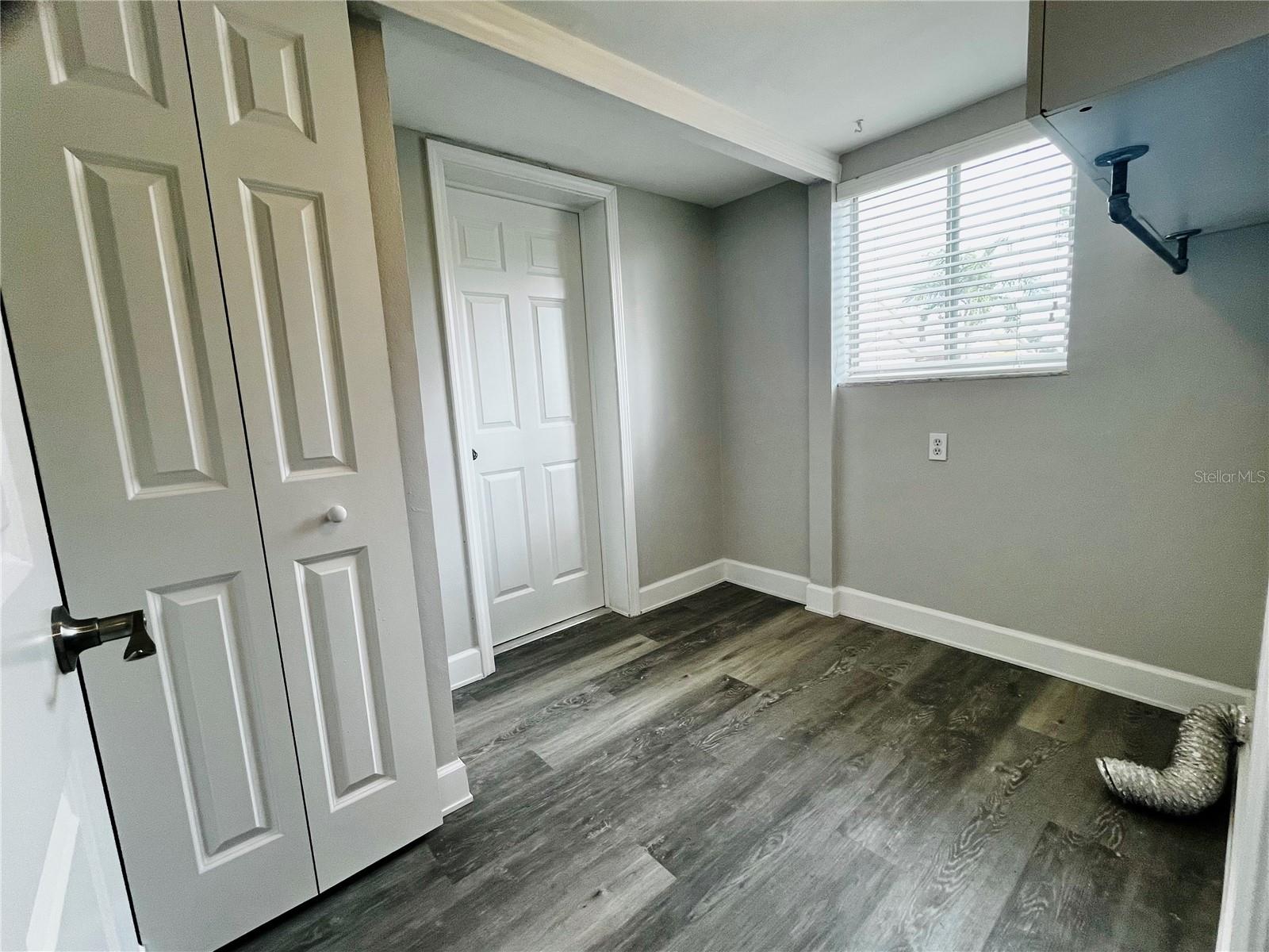 Image 24 of 56 For 6490 Cape Hatteras Way Ne 5