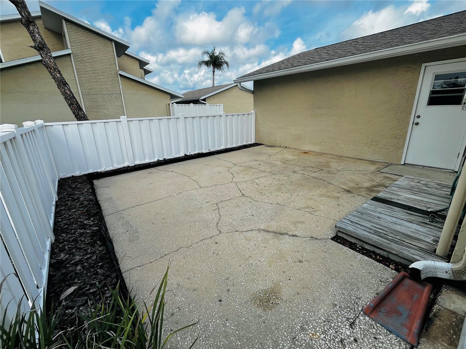 Image 28 of 56 For 6490 Cape Hatteras Way Ne 5