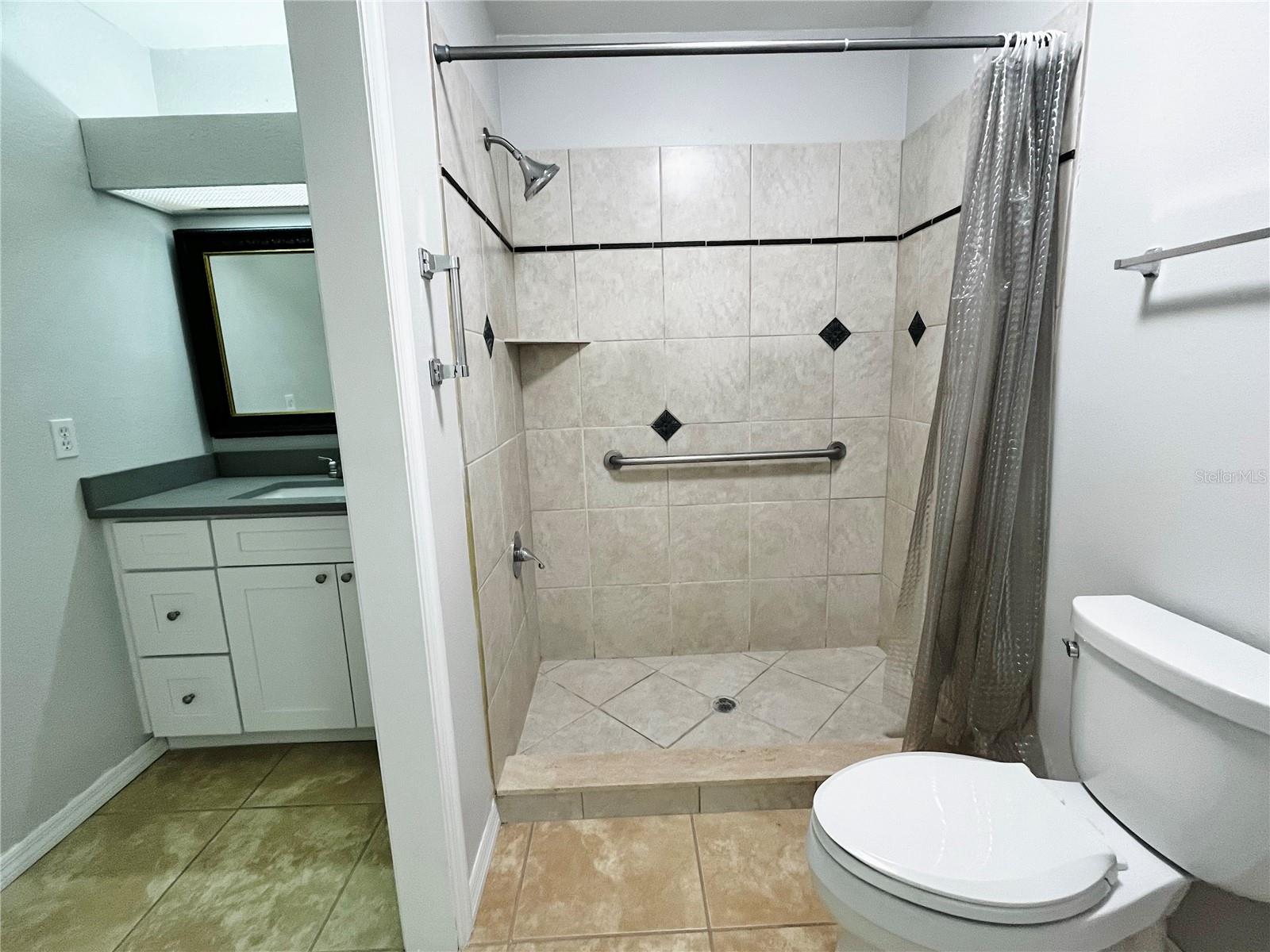 Image 41 of 56 For 6490 Cape Hatteras Way Ne 5