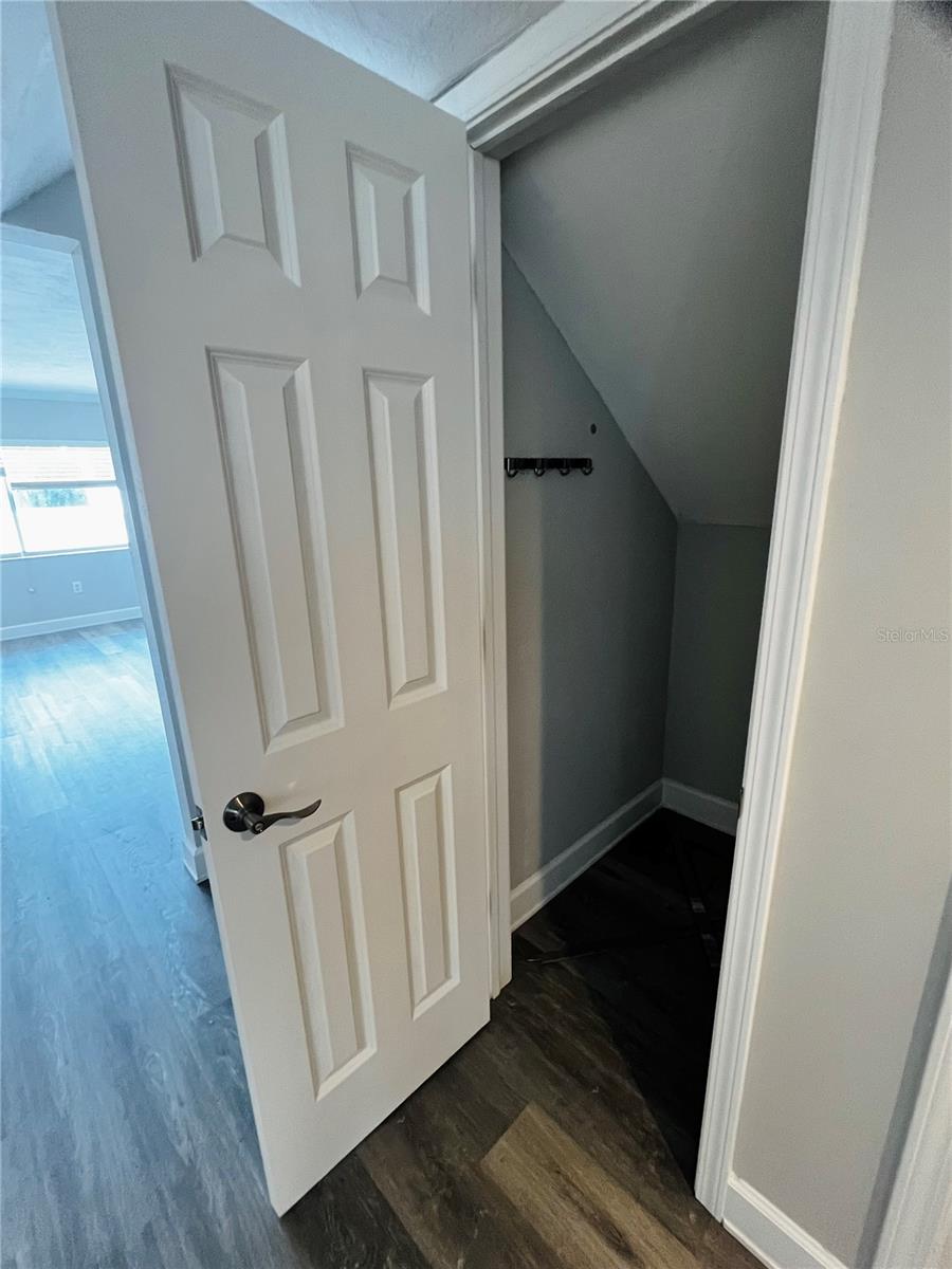 Image 9 of 56 For 6490 Cape Hatteras Way Ne 5