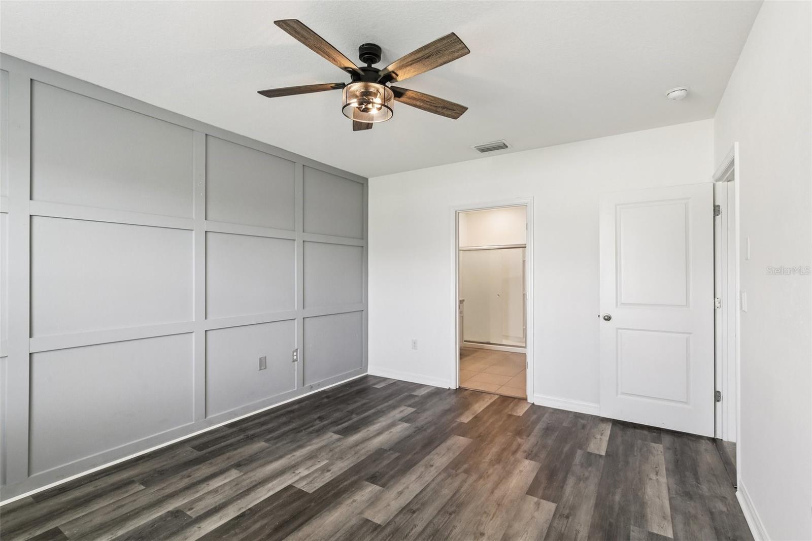 Listing photo id 13 for 10904 Tally Fawn Loop