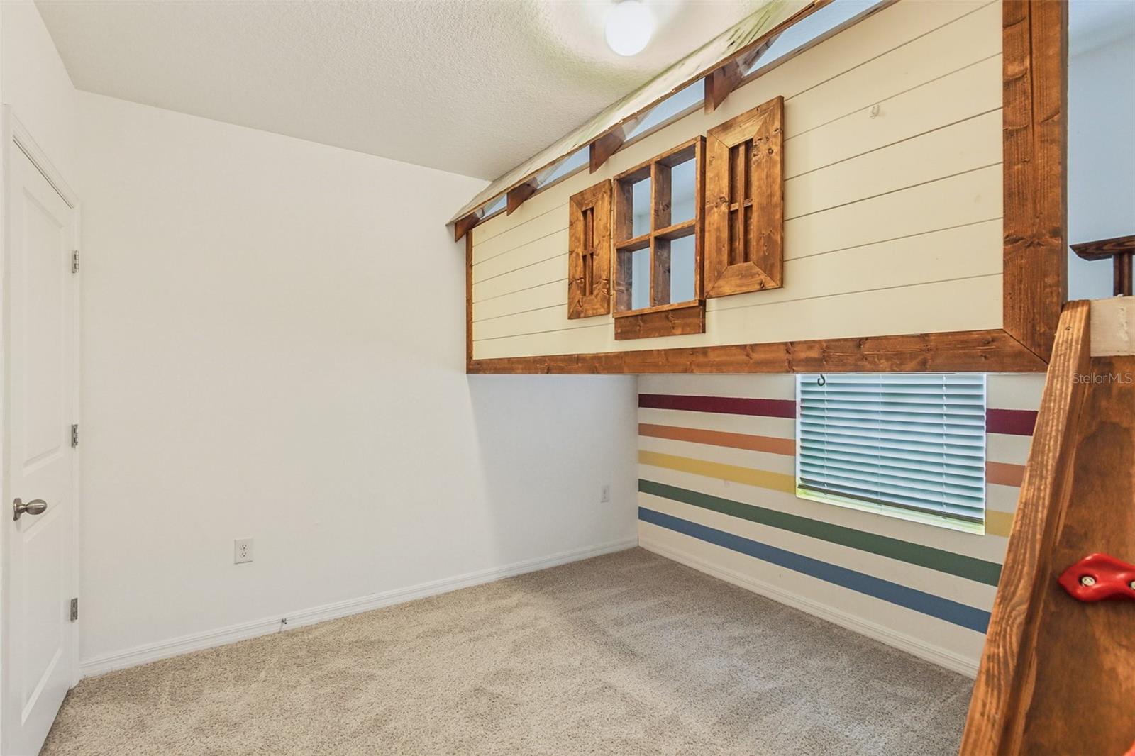 Listing photo id 23 for 10904 Tally Fawn Loop