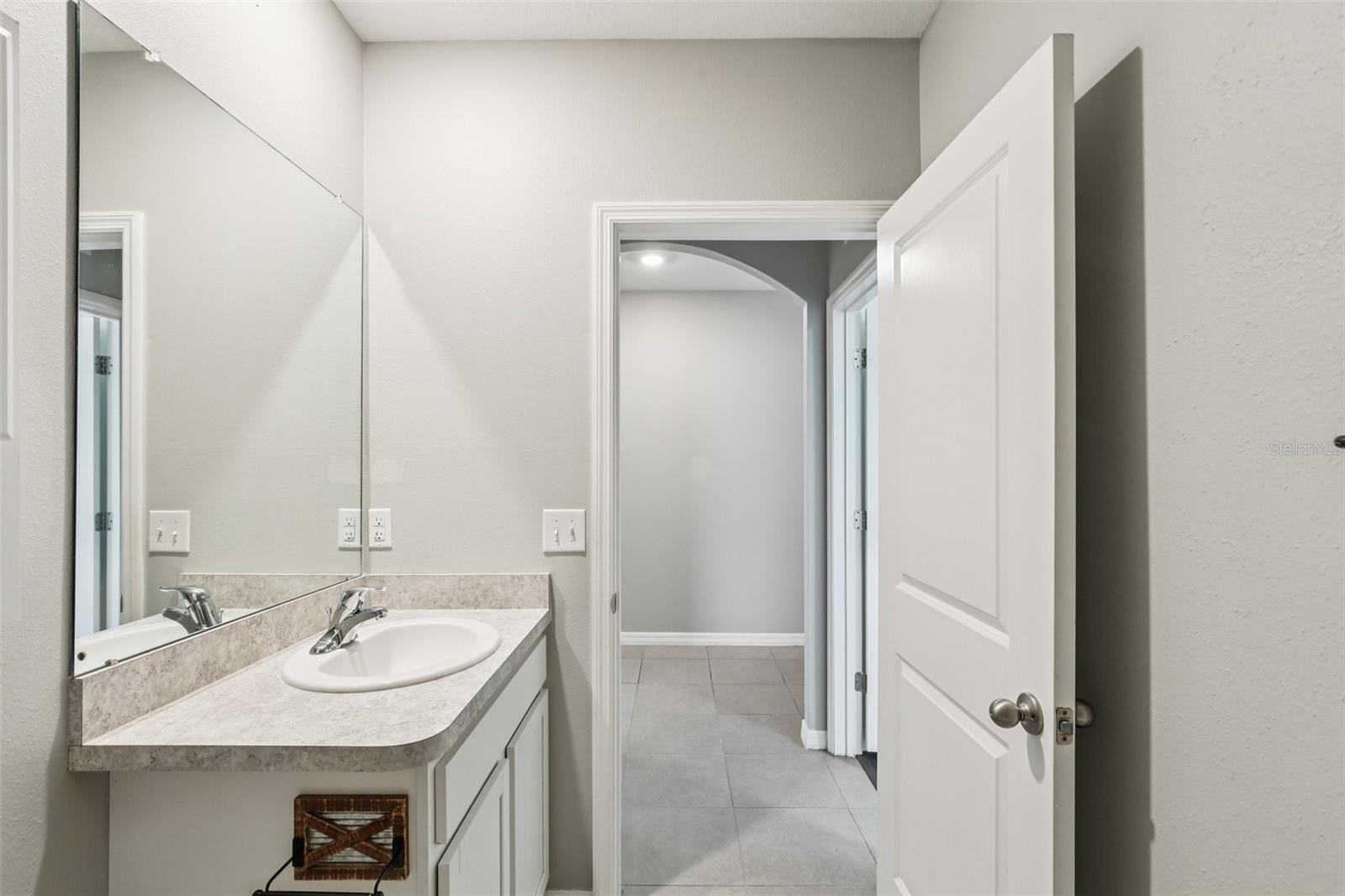 Listing photo id 26 for 10904 Tally Fawn Loop