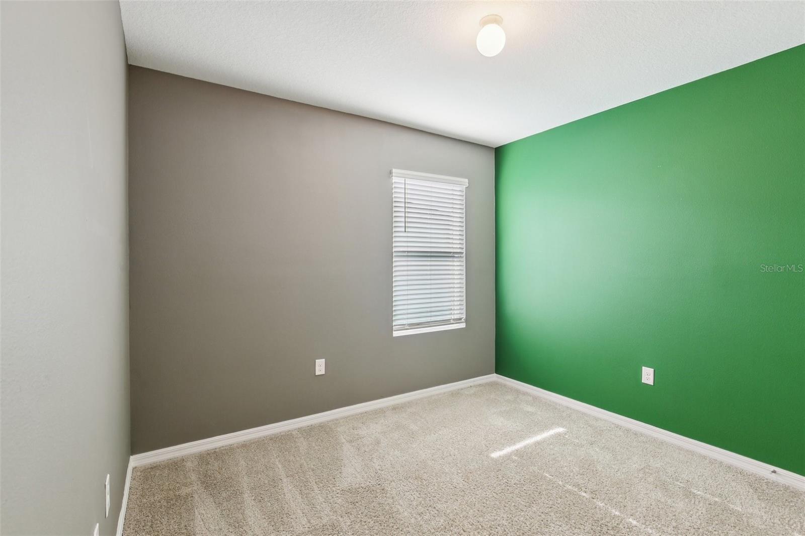 Listing photo id 33 for 10904 Tally Fawn Loop