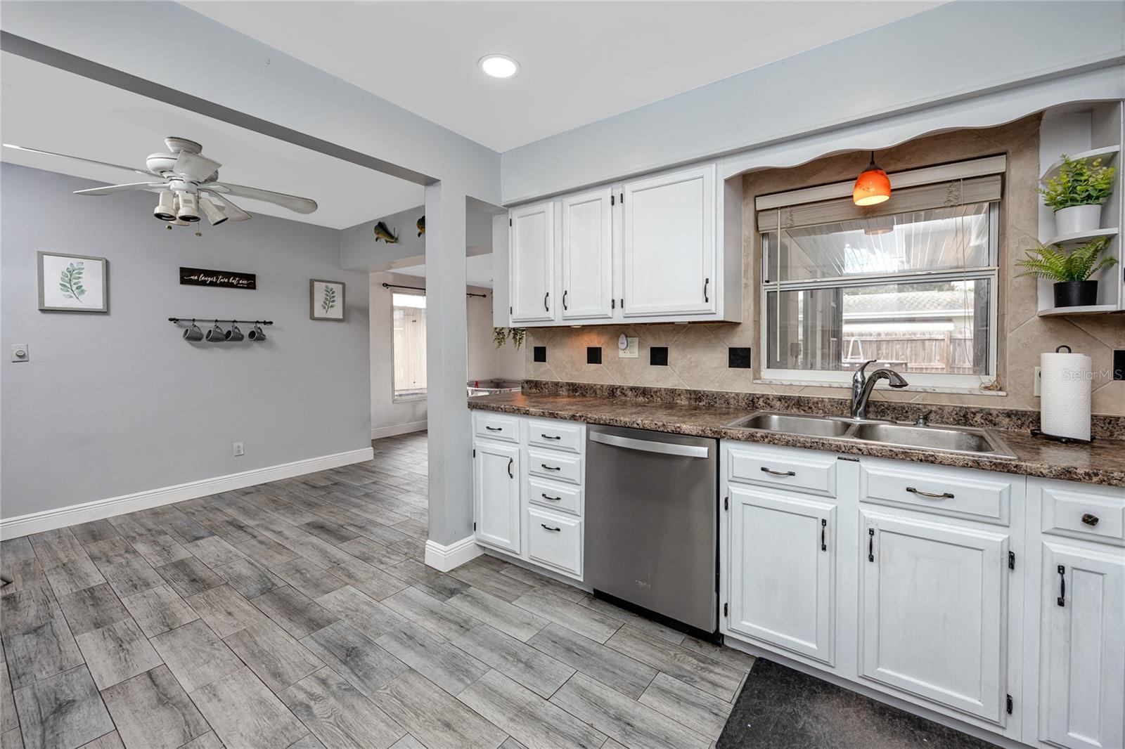 Image 14 of 36 For 8920 109th Lane