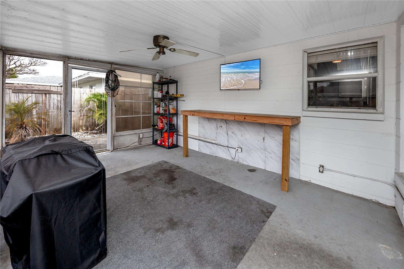 Image 22 of 36 For 8920 109th Lane