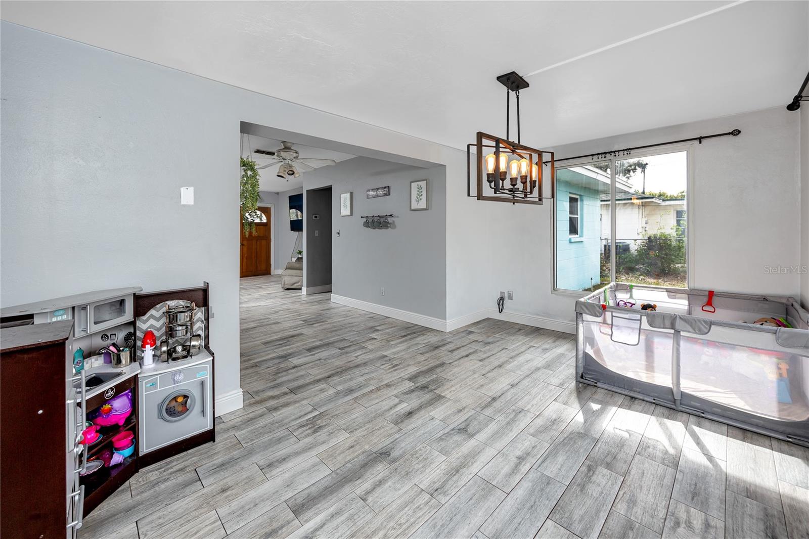 Image 24 of 36 For 8920 109th Lane