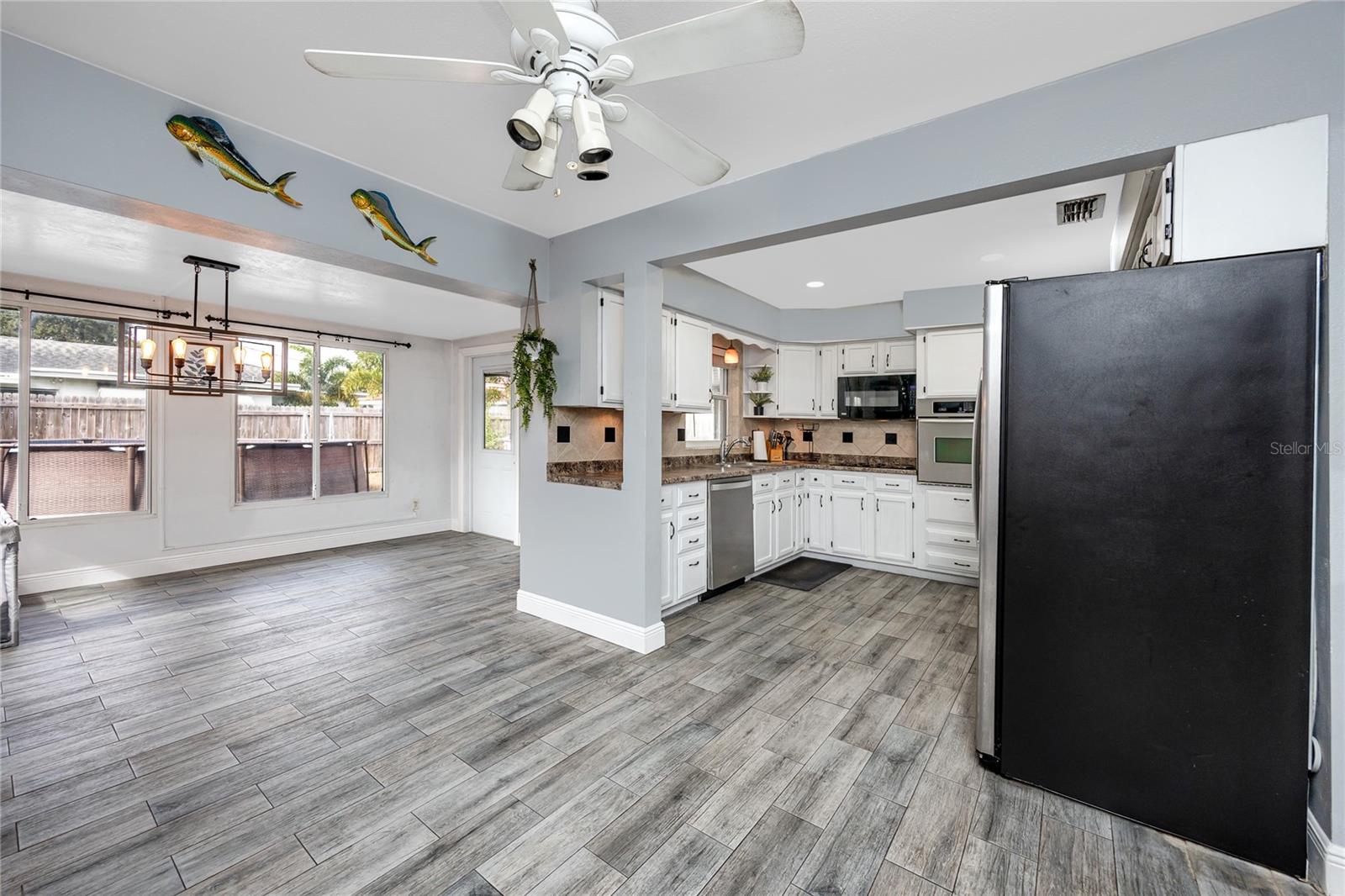 Image 9 of 36 For 8920 109th Lane