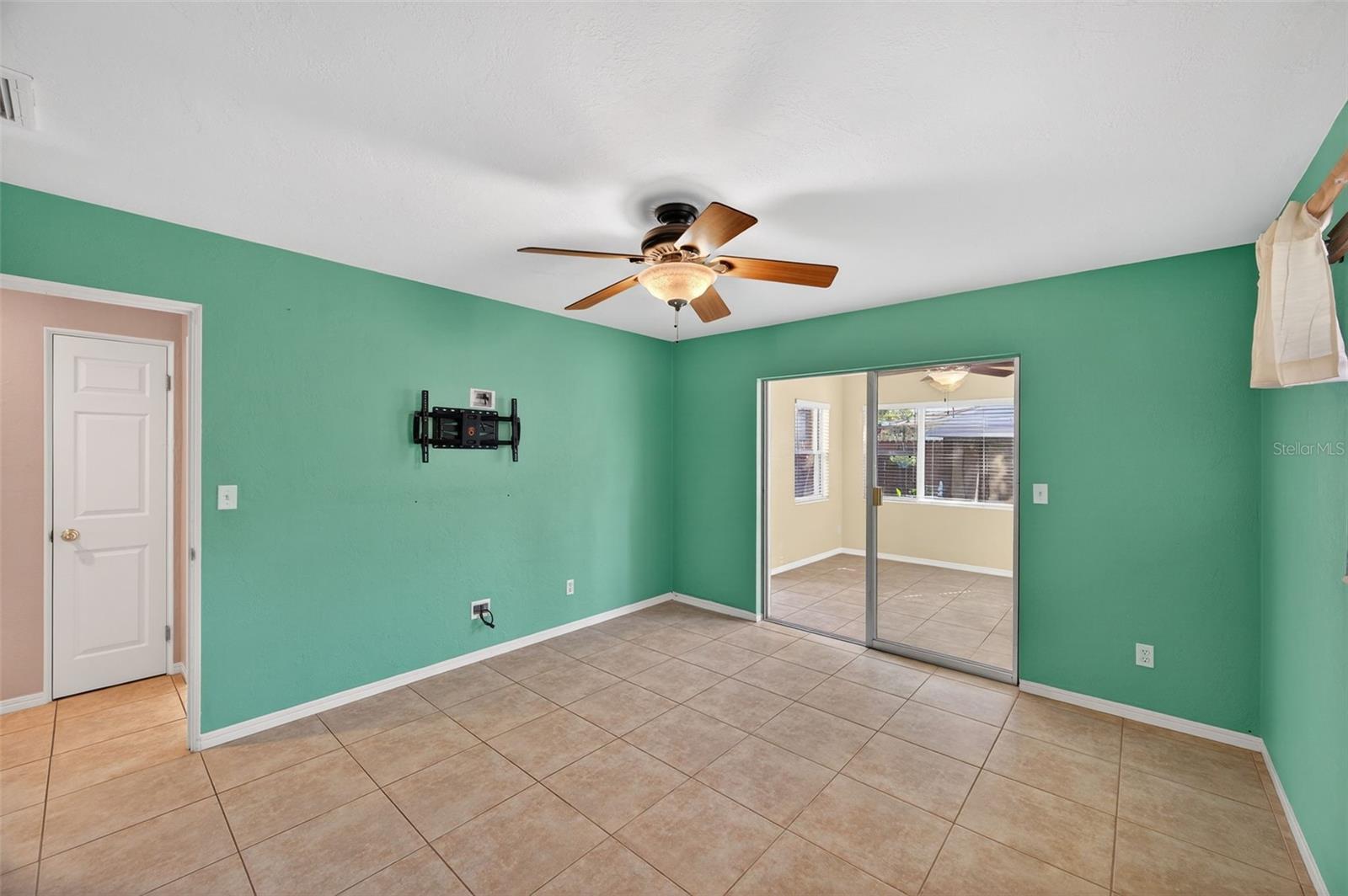 Image 21 of 30 For 8184 24th Avenue N