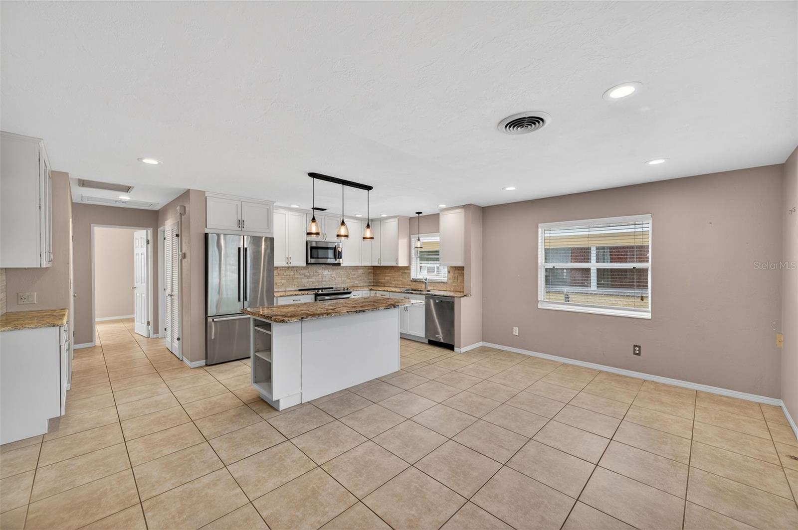 Image 8 of 30 For 8184 24th Avenue N