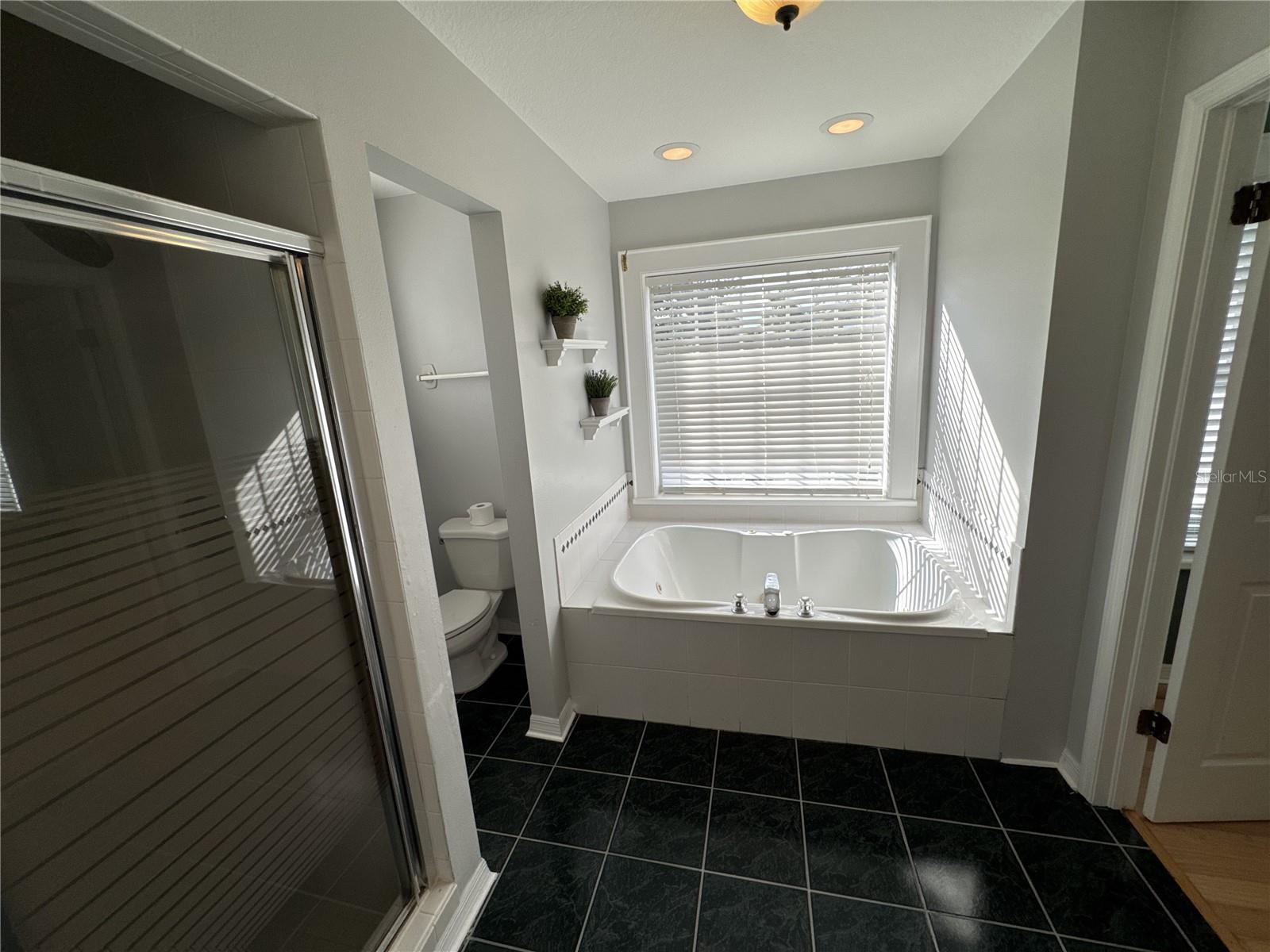 Image 11 of 38 For 2802 Morrison Avenue