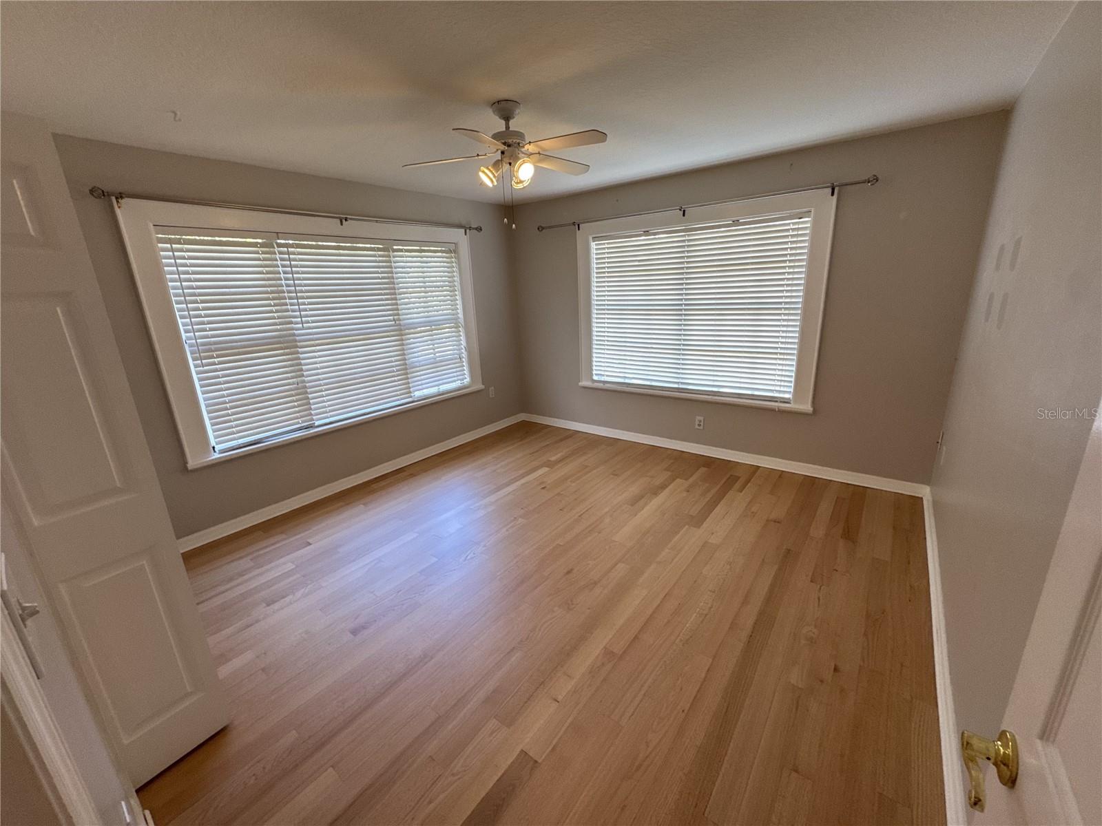 Image 20 of 38 For 2802 Morrison Avenue