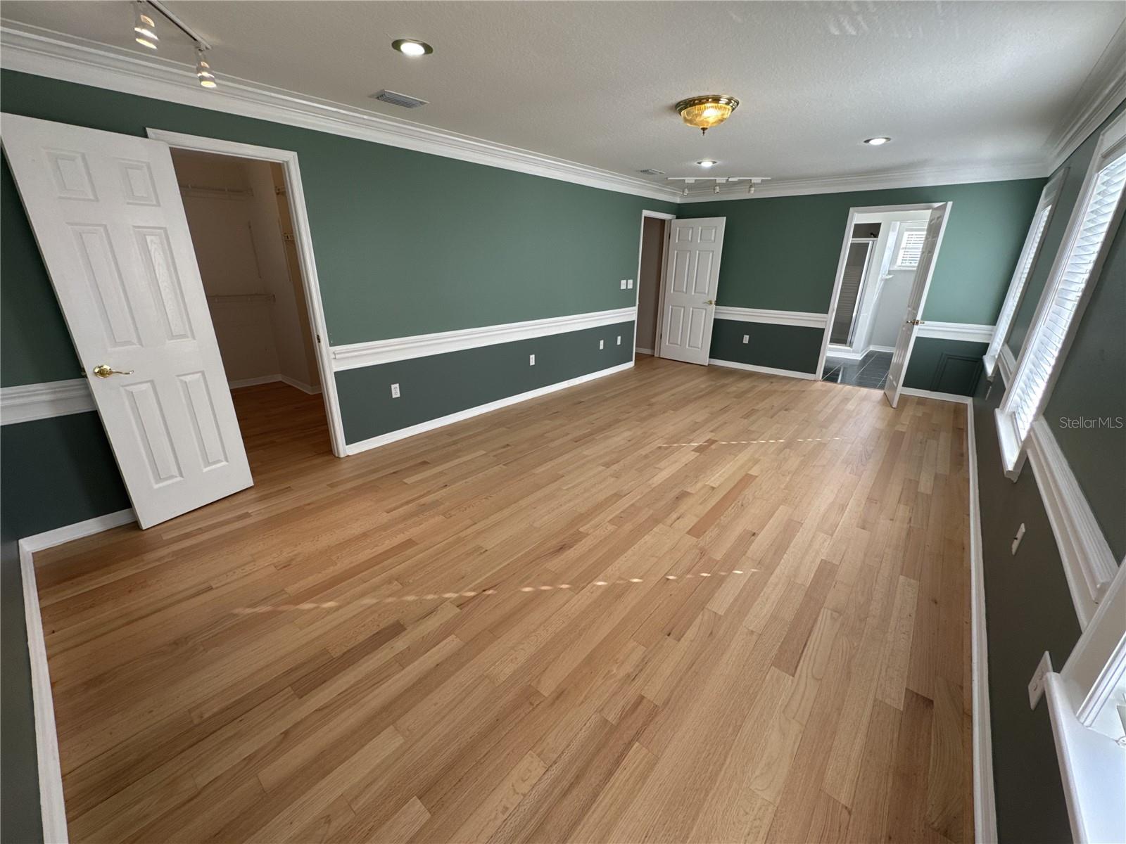 Image 8 of 38 For 2802 Morrison Avenue