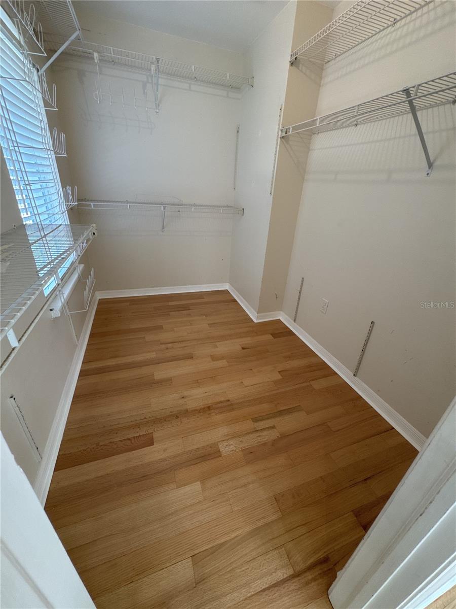 Image 9 of 38 For 2802 Morrison Avenue