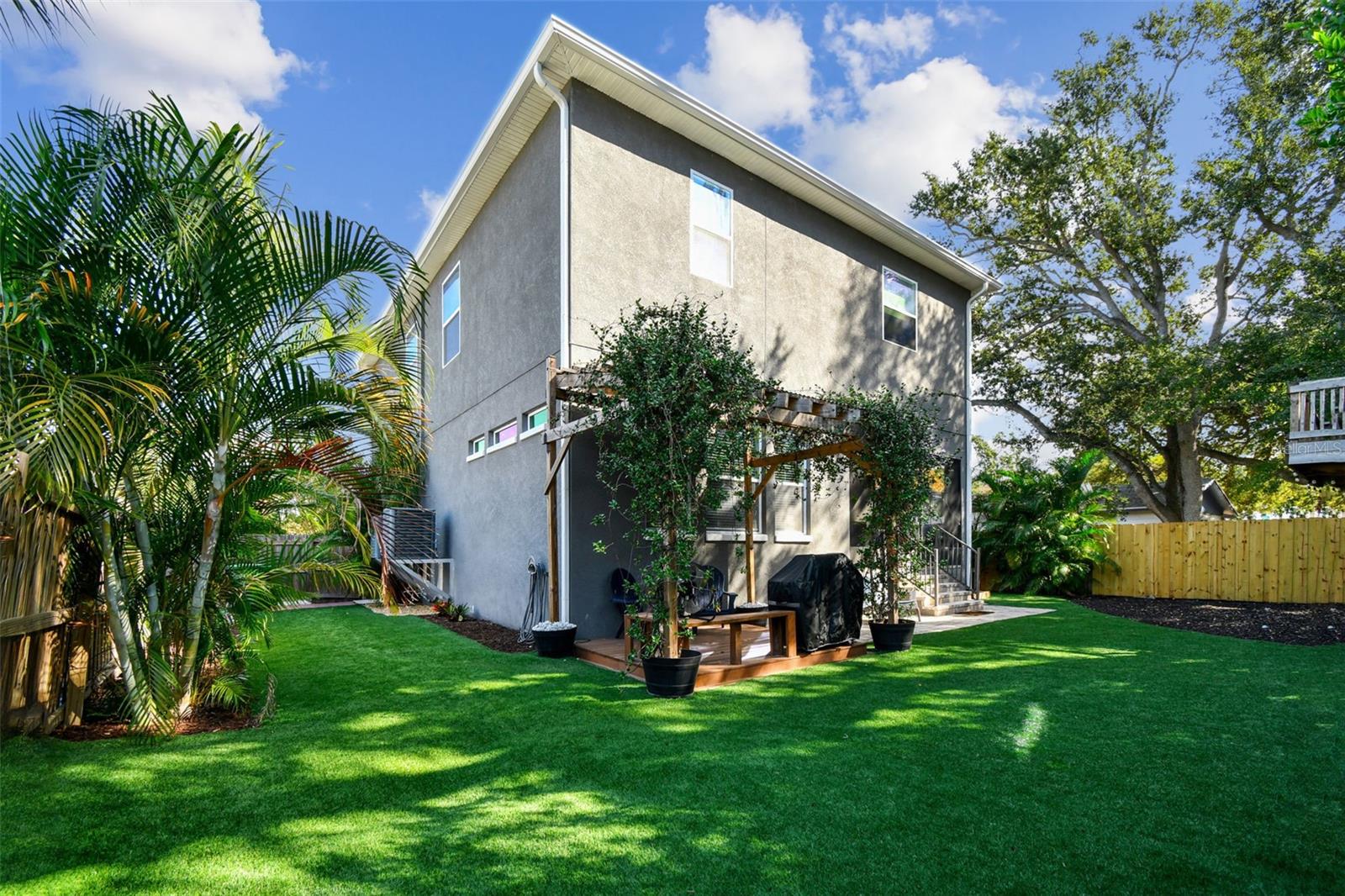 Image 11 of 55 For 2808 Pearl Avenue