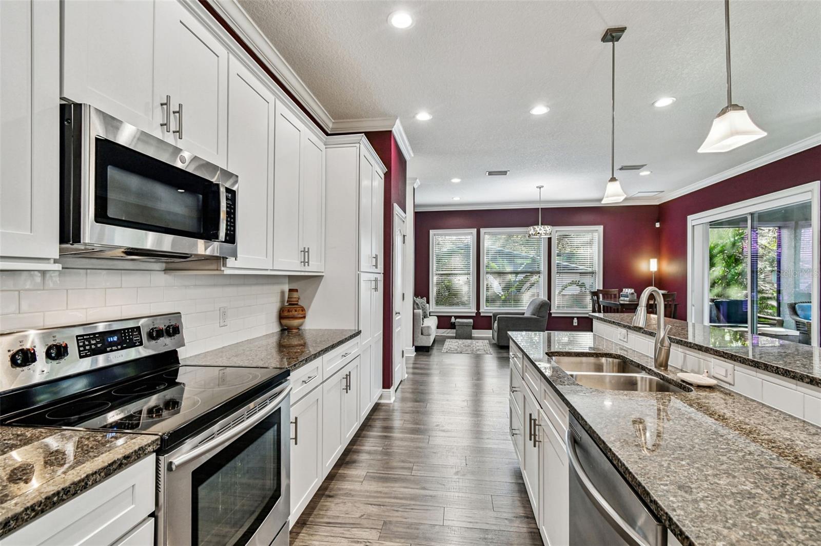 Image 20 of 55 For 2808 Pearl Avenue