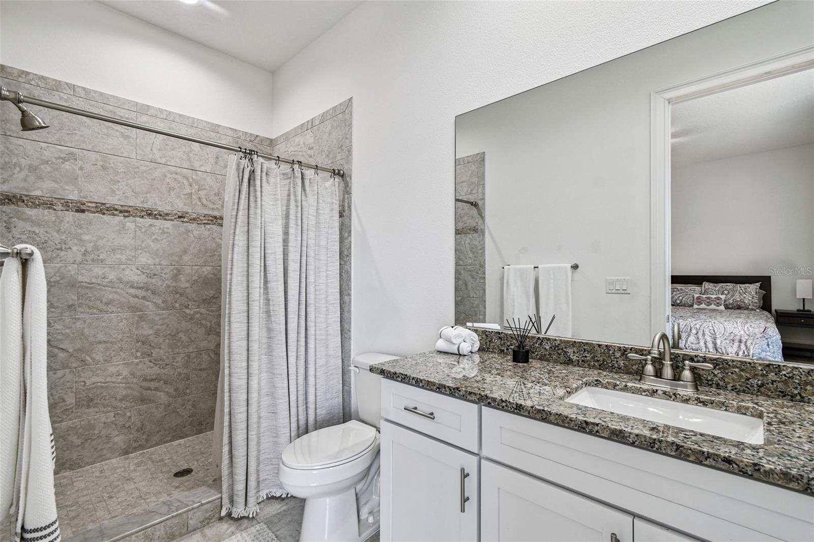 Image 43 of 55 For 2808 Pearl Avenue