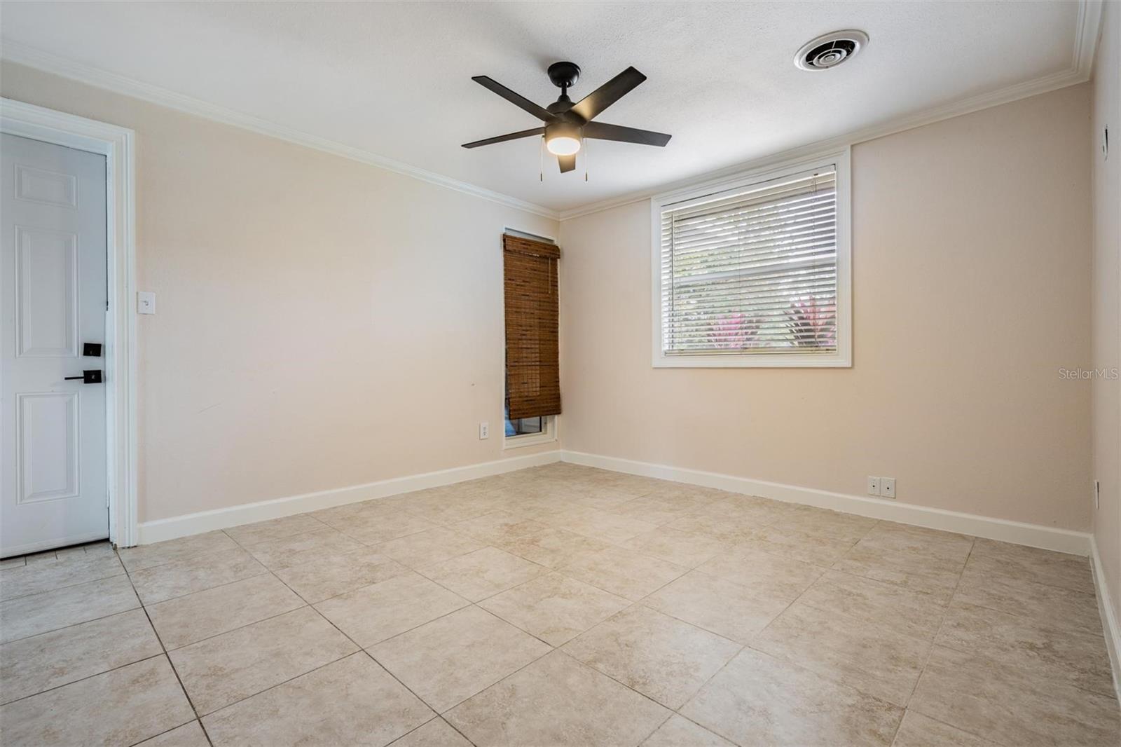 Image 13 of 31 For 1373 Pinebrook Drive