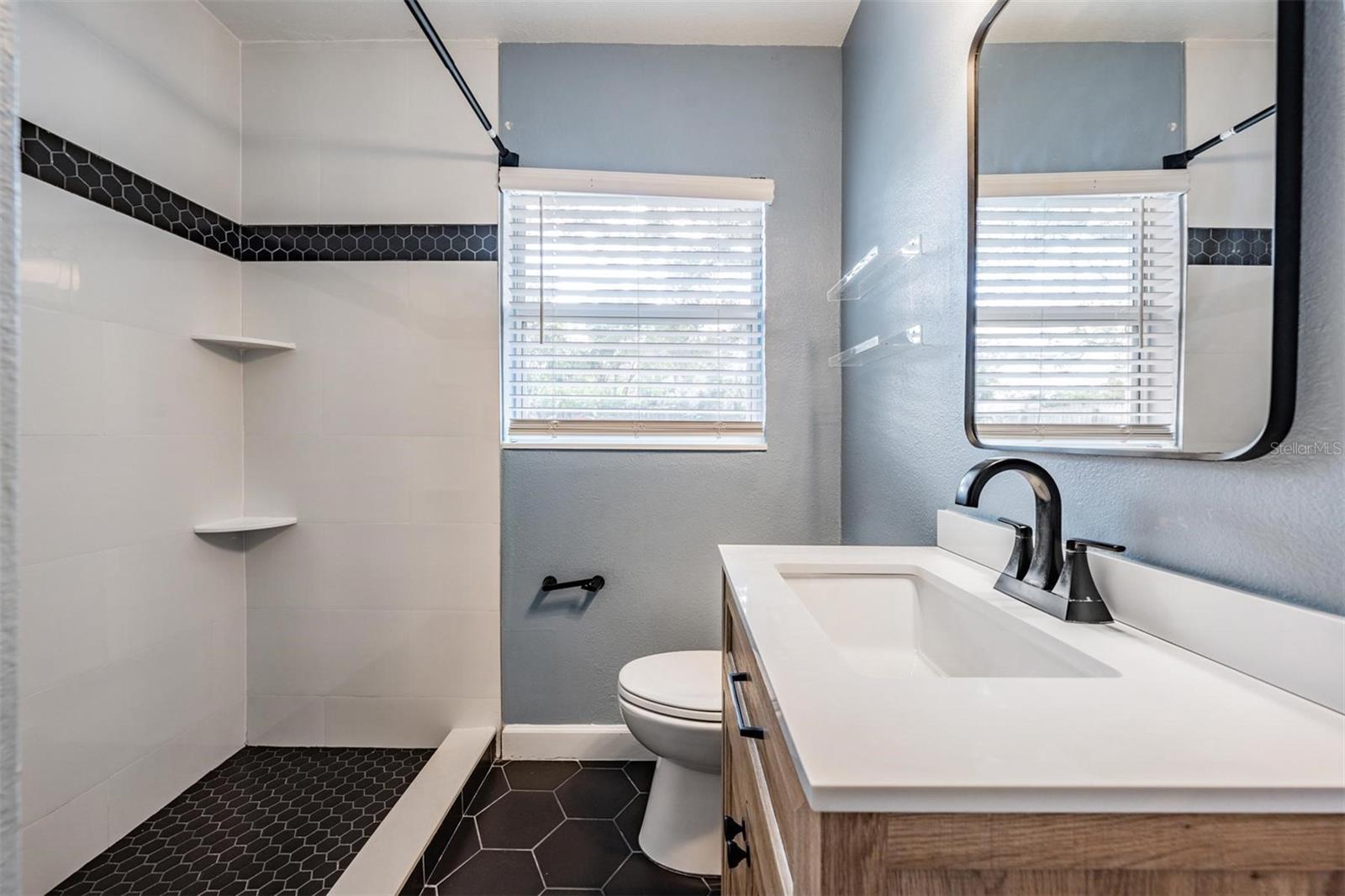 Image 14 of 31 For 1373 Pinebrook Drive