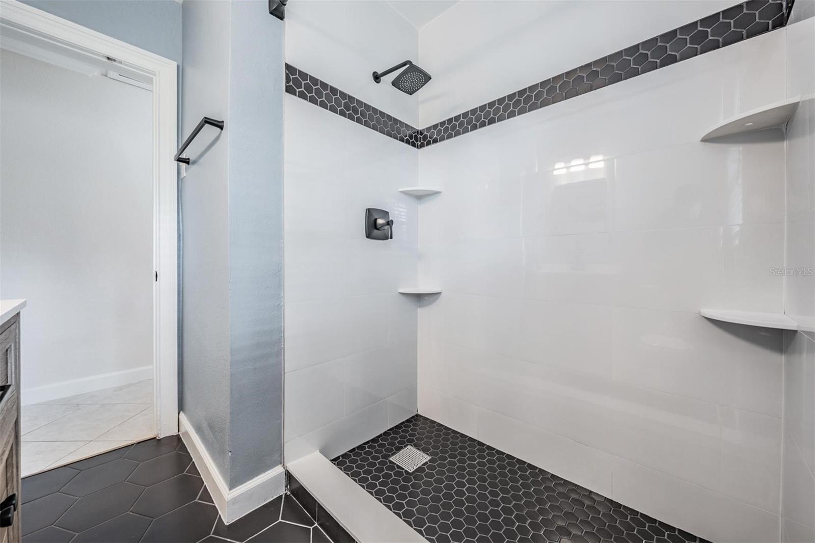 Image 15 of 31 For 1373 Pinebrook Drive