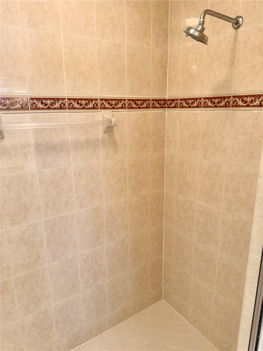 Image 22 of 36 For 4210 25th Place