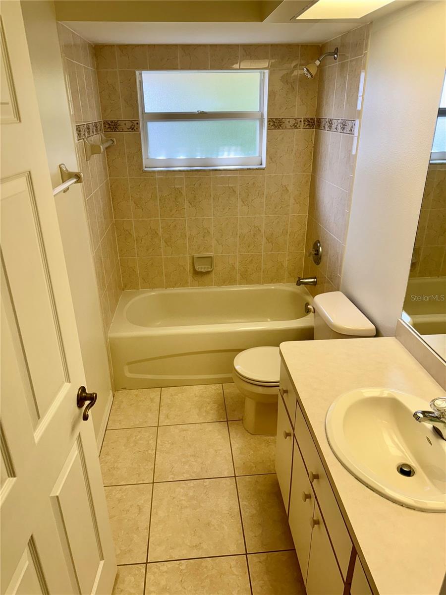 Image 27 of 36 For 4210 25th Place