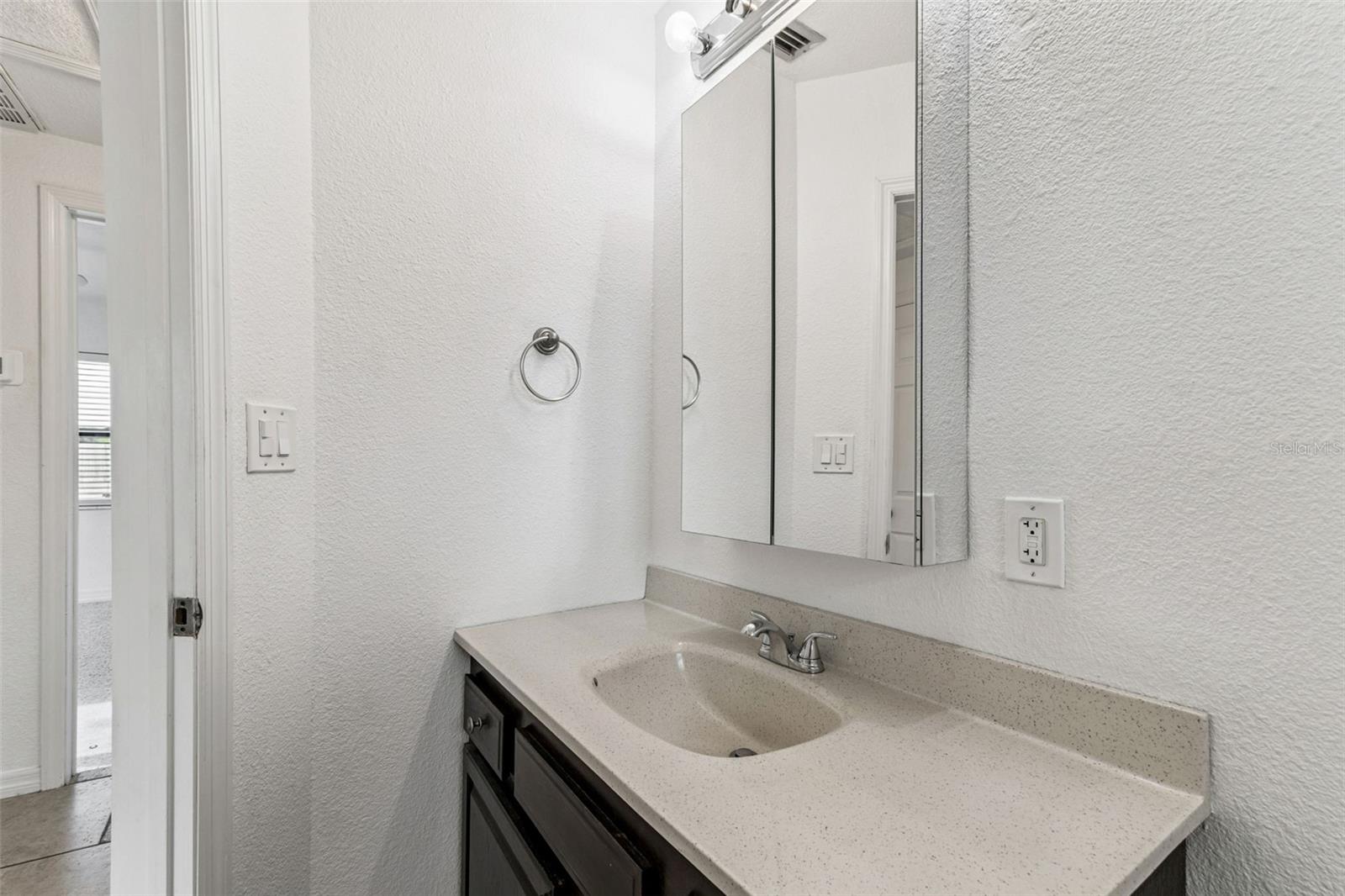 Image 26 of 53 For 10898 111th Place N