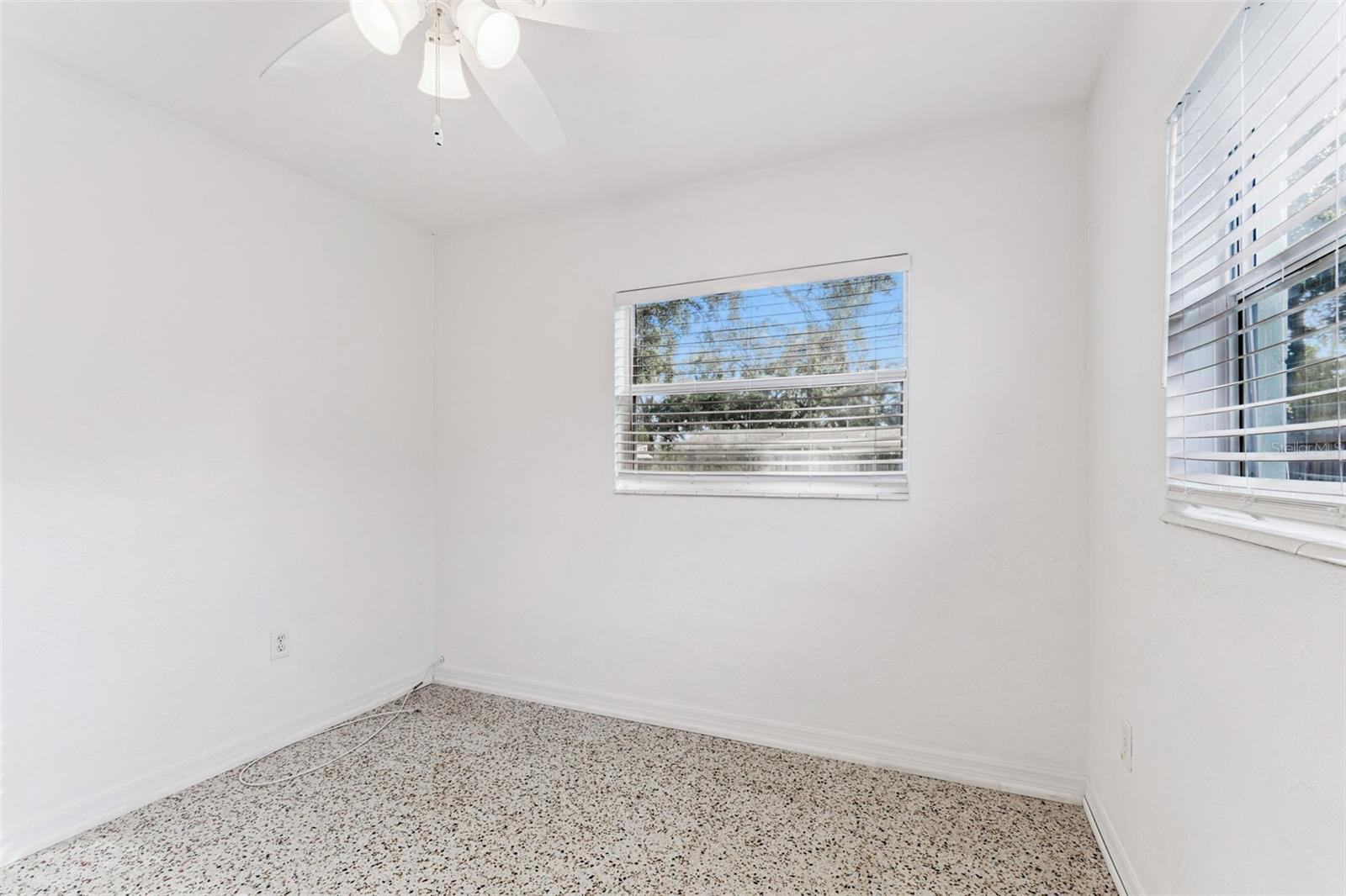 Image 29 of 53 For 10898 111th Place N