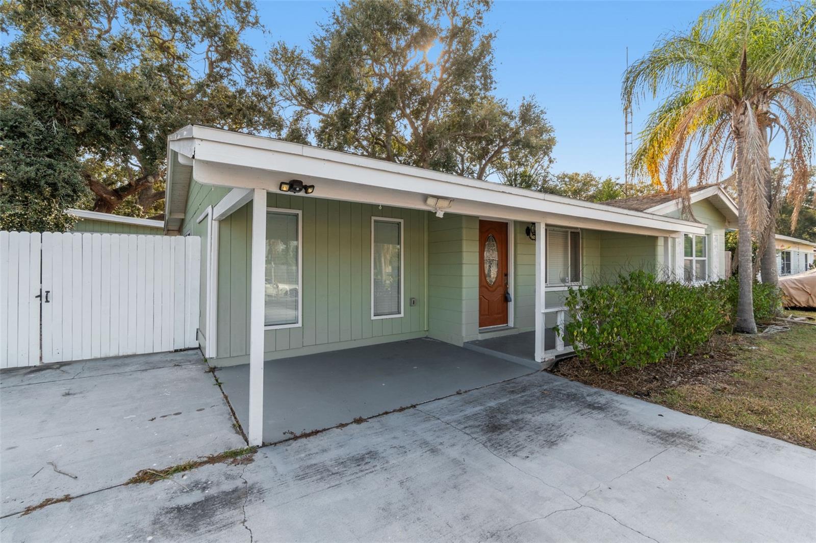 Image 4 of 53 For 10898 111th Place N