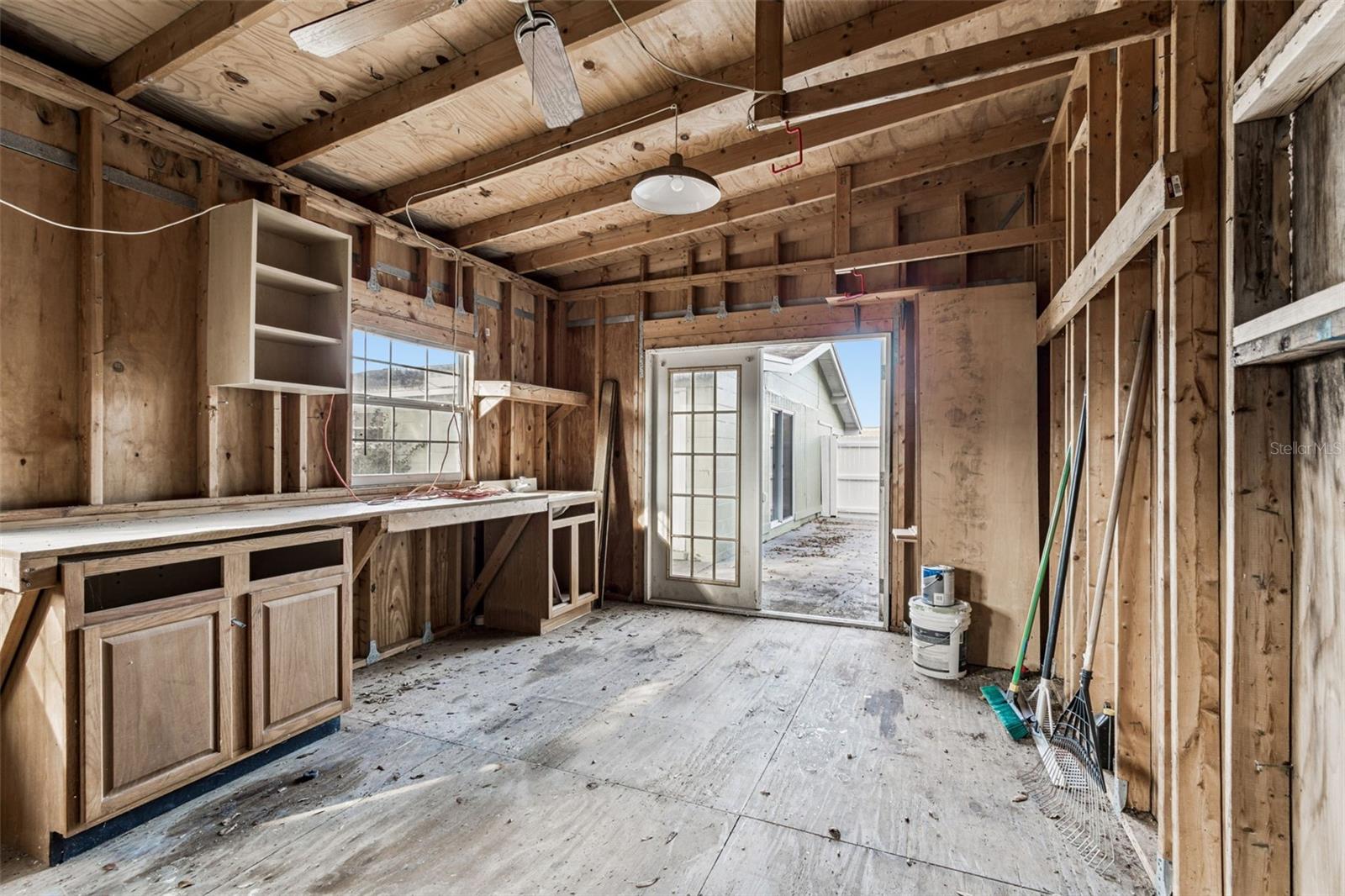 Image 41 of 53 For 10898 111th Place N