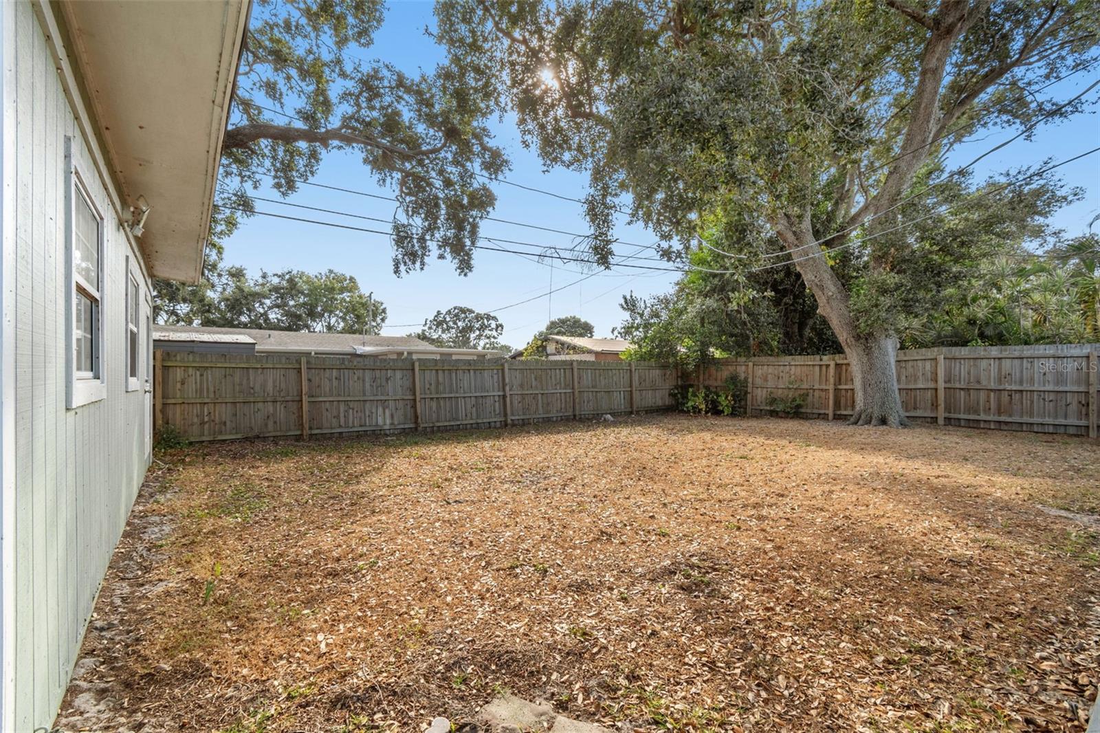 Image 44 of 53 For 10898 111th Place N